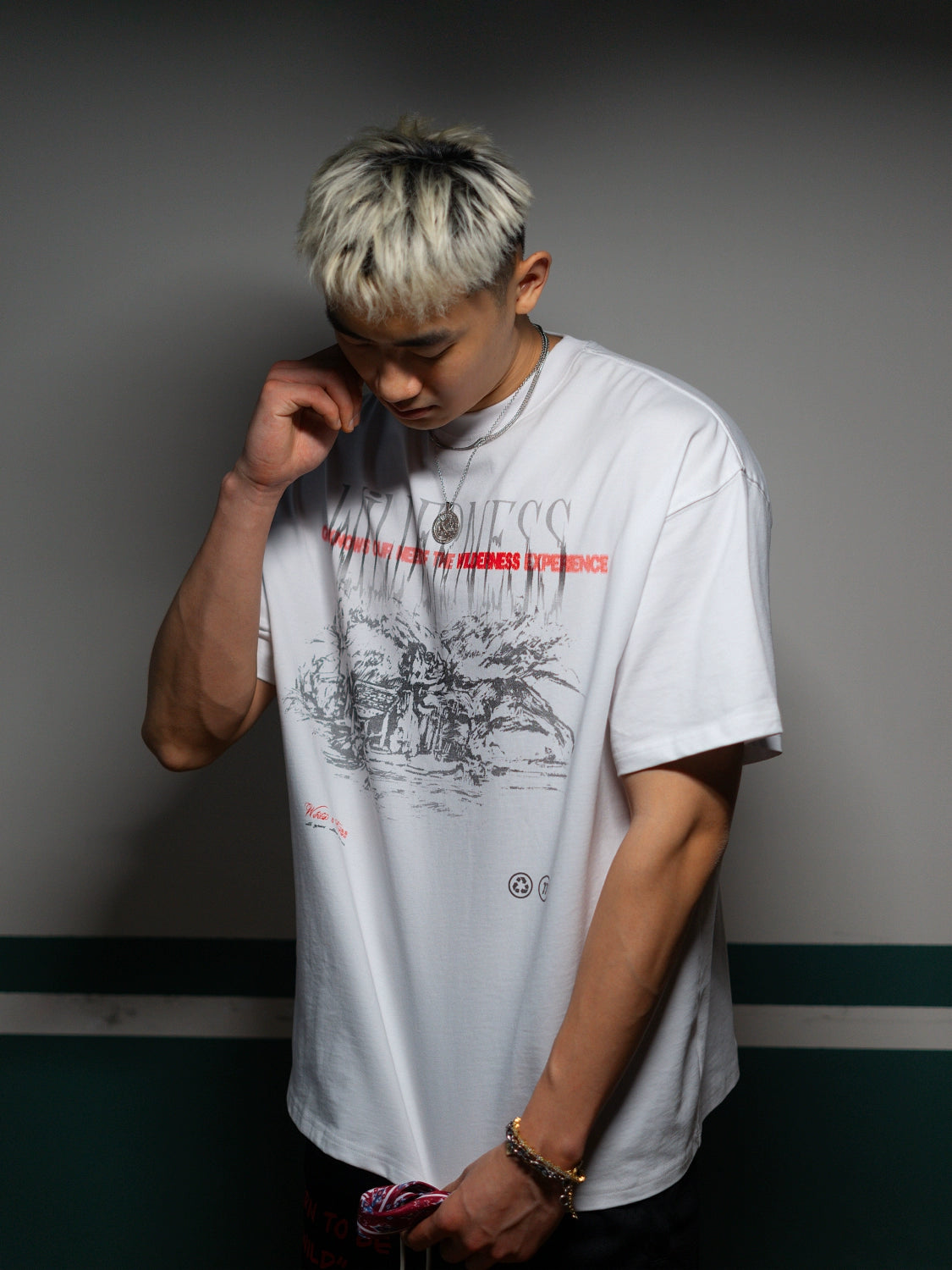 WildX Loose Small Neckline Tee