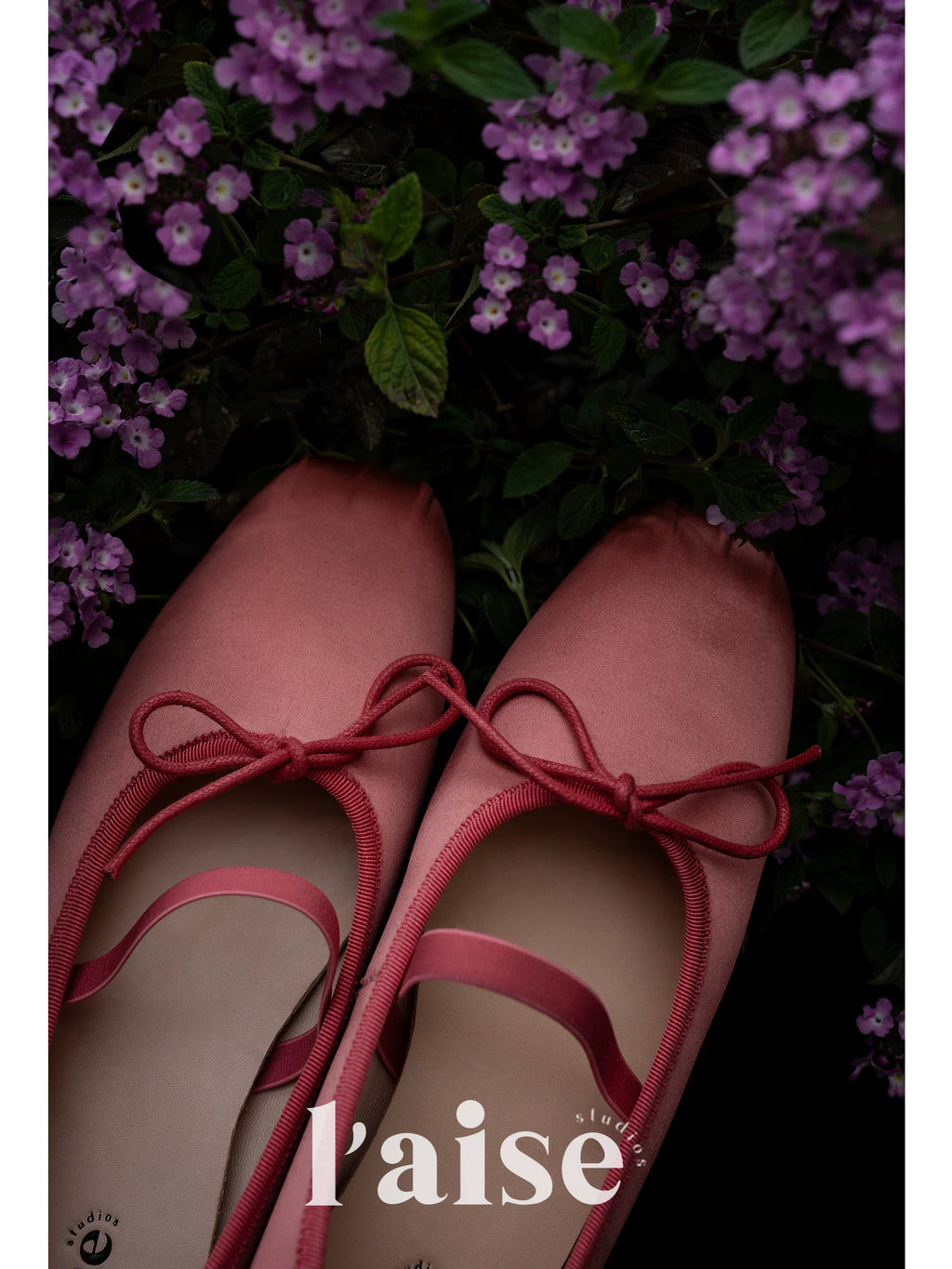 L'aise Silk Pleated Shoes