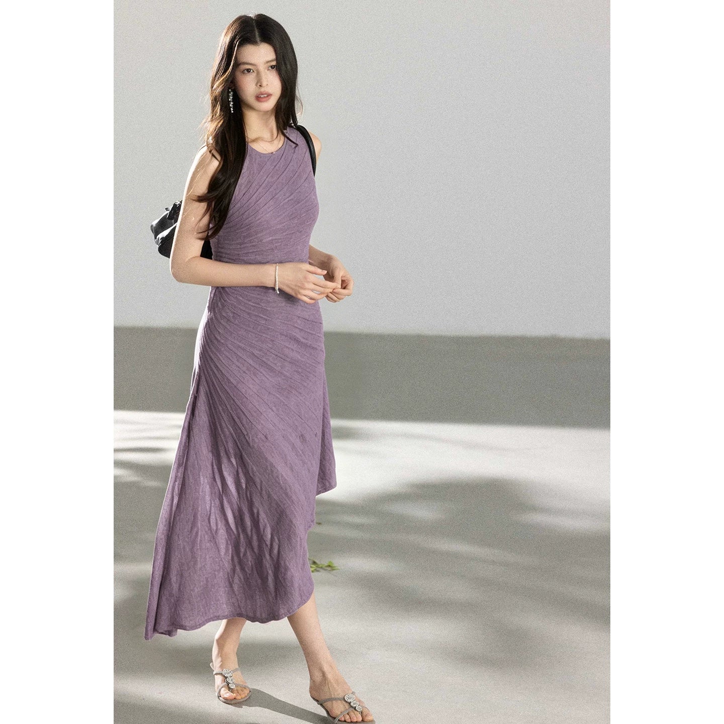 TYANG High-end Temperament Sleeveless Diagonal Pleated Dress