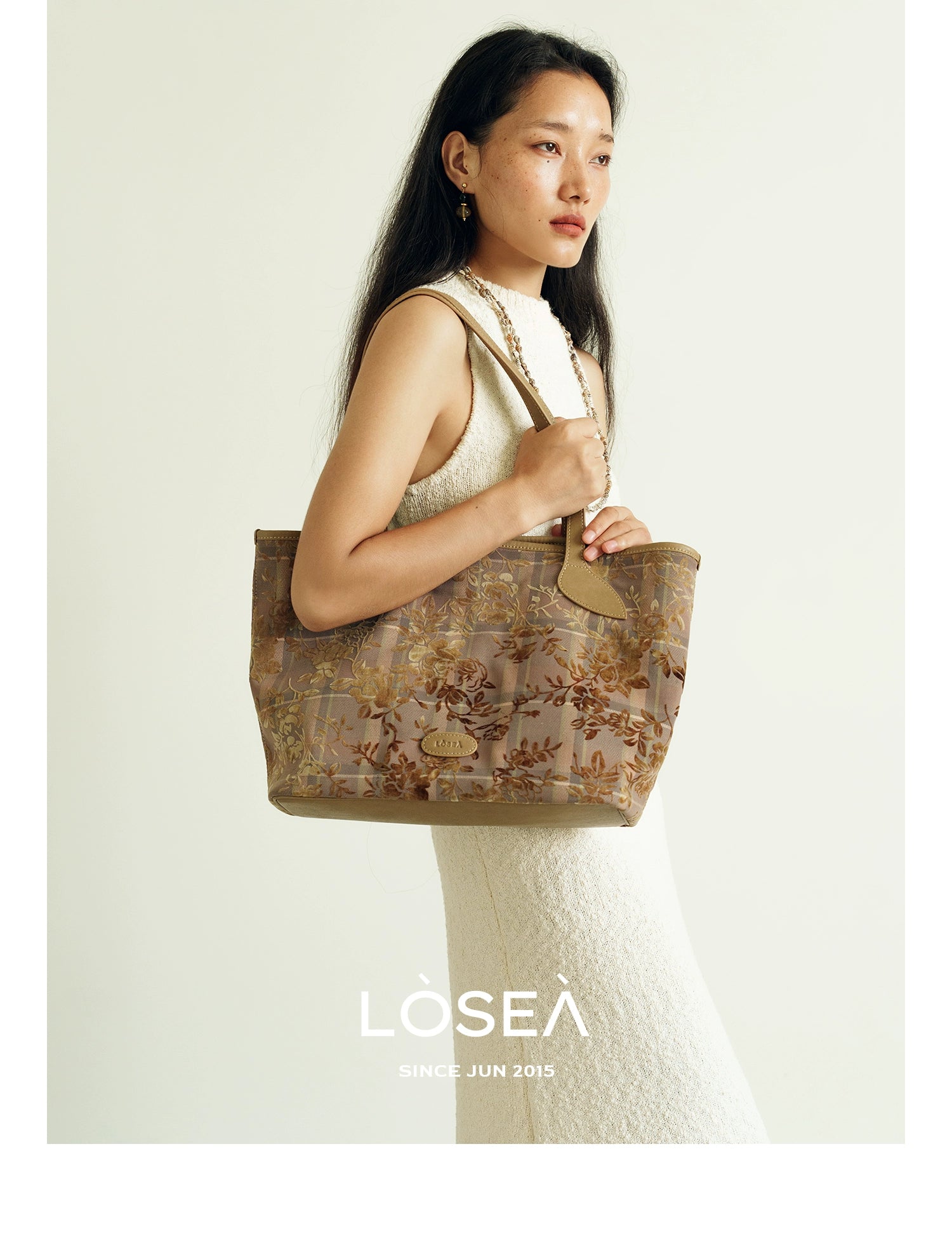 LOSEA Lu Xi All Things Grow Tie-dye flocking large-capacity tote bag