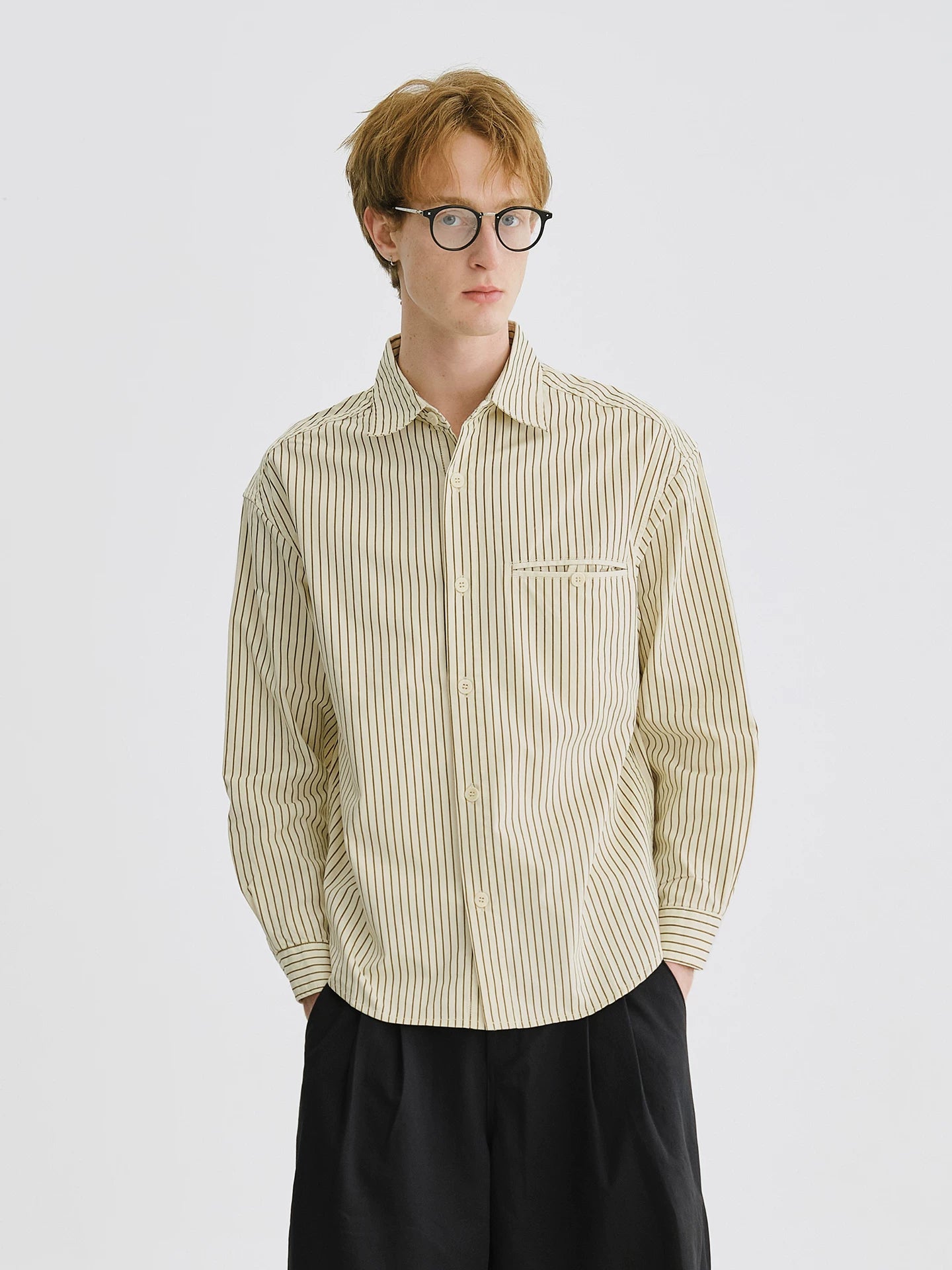 LIVINGTOWN Minimalist Pinstripe Lapel Loose Shirt