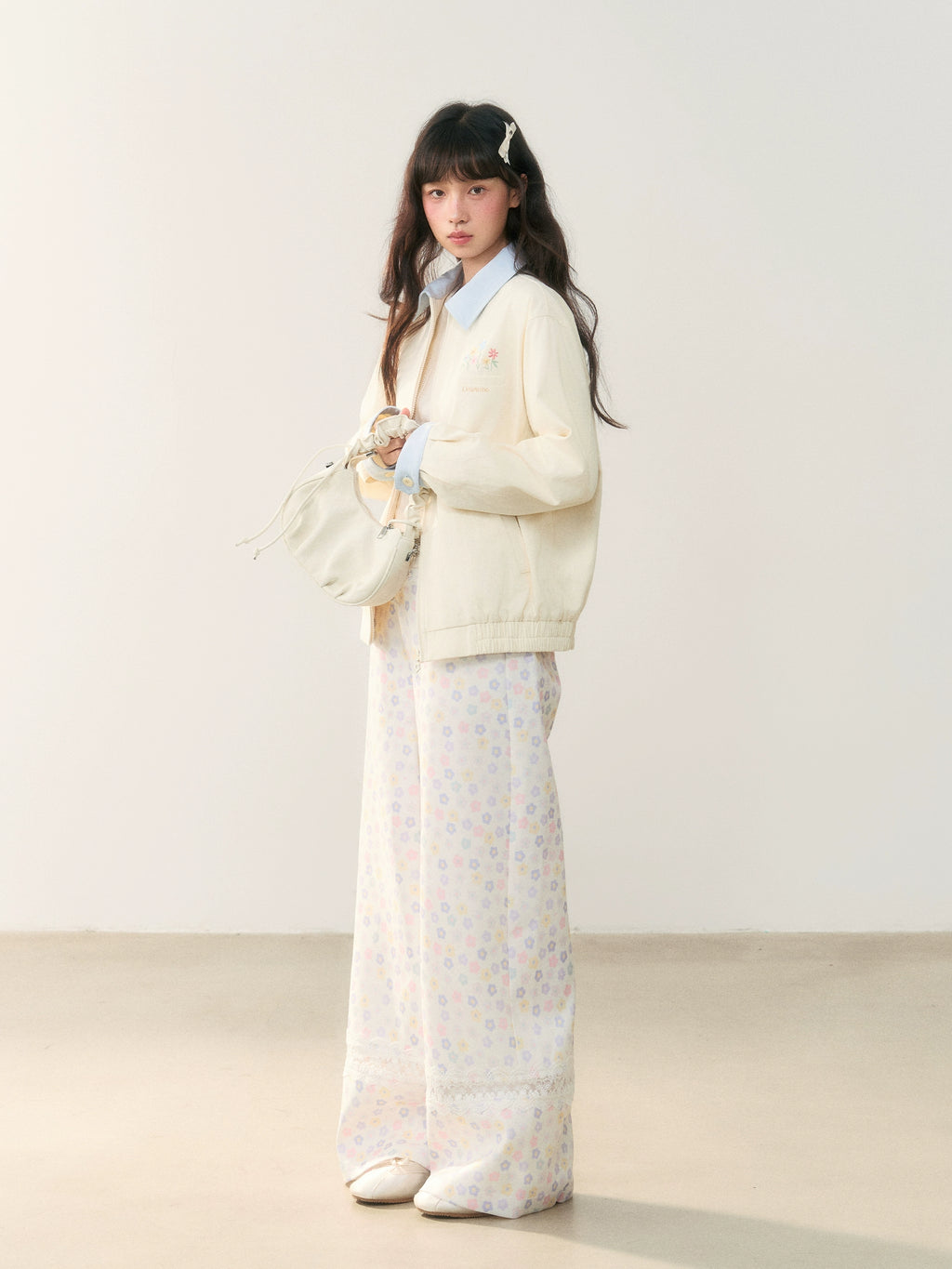 Umoumo Versatile Colour Matching Flower Embroidered Jacket