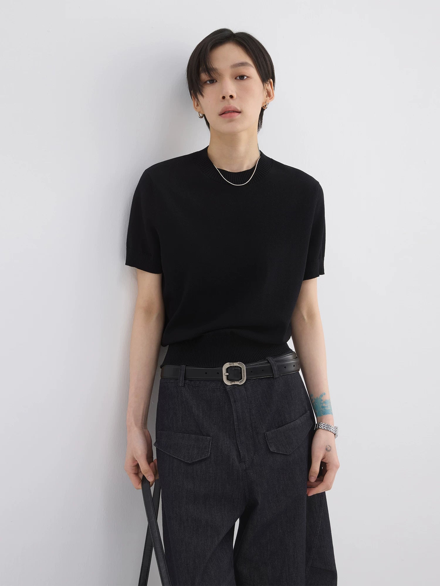Sameuoo Crew Neck Shoulder Knit Tee