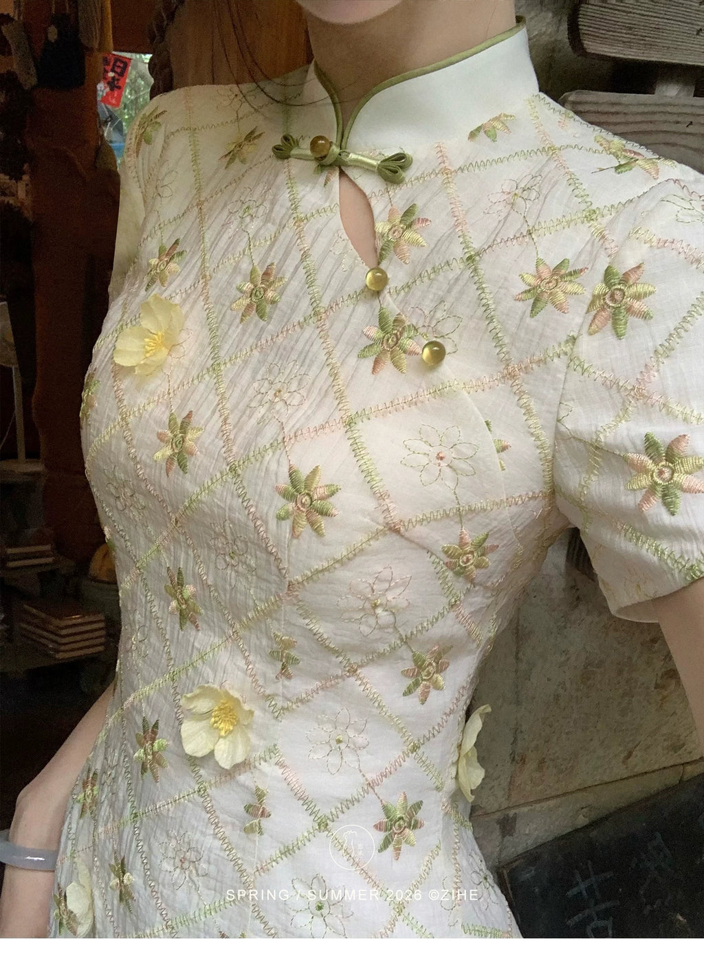 ZIHE Diamond Floral Embroidered Dress