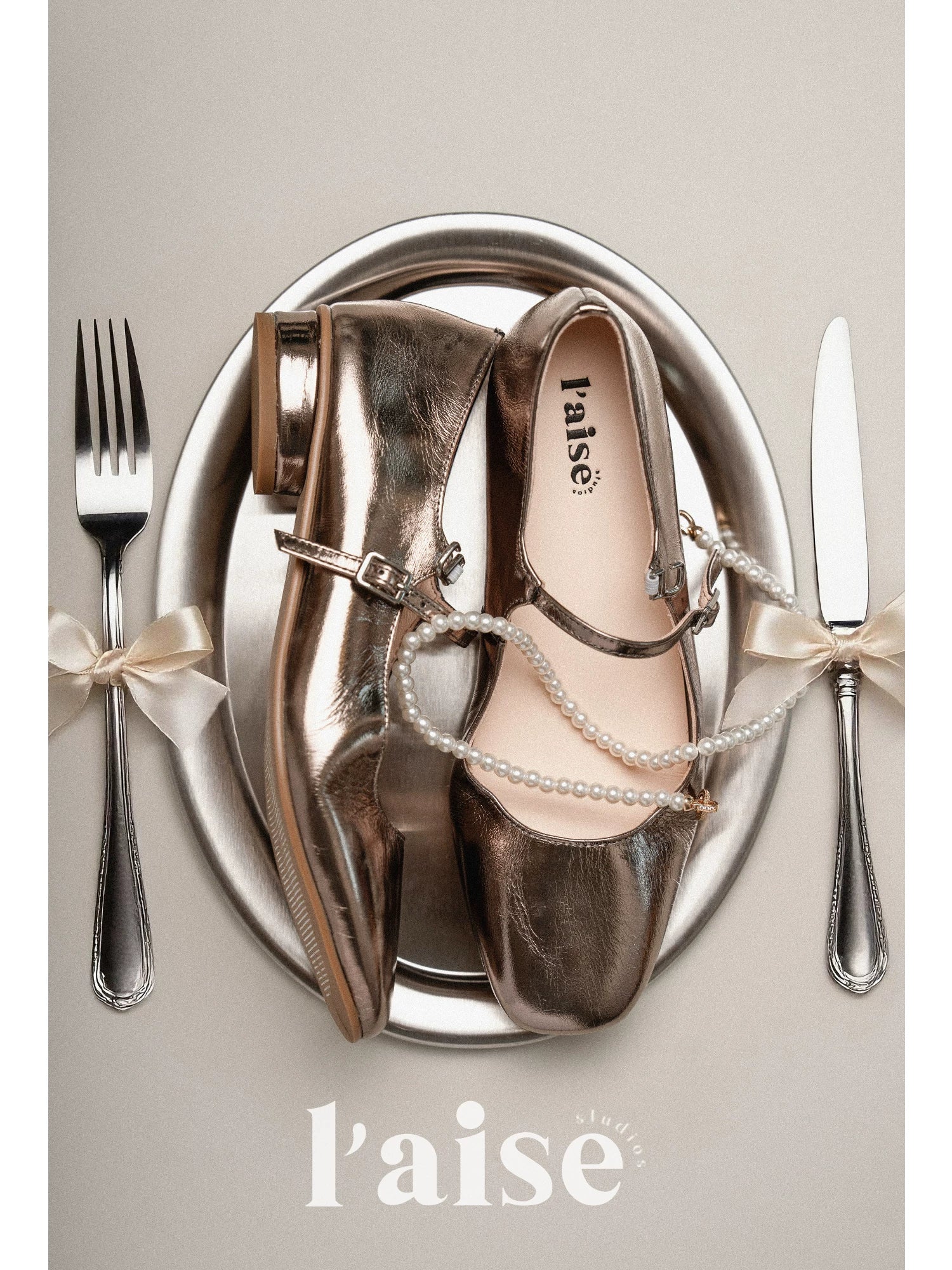L'aise Pleated Cowhide Comfortable Shoes