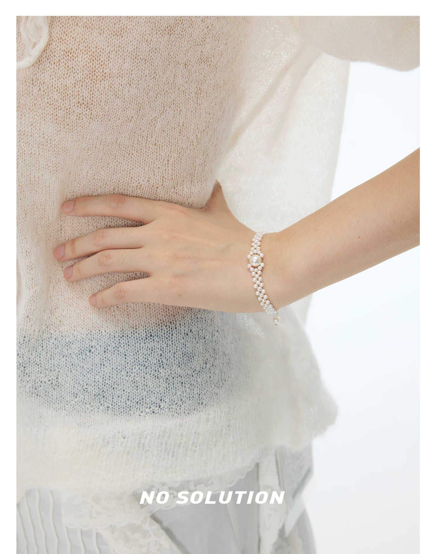 NO SOLUTION Vintage Pearl Hand-woven Bracelet