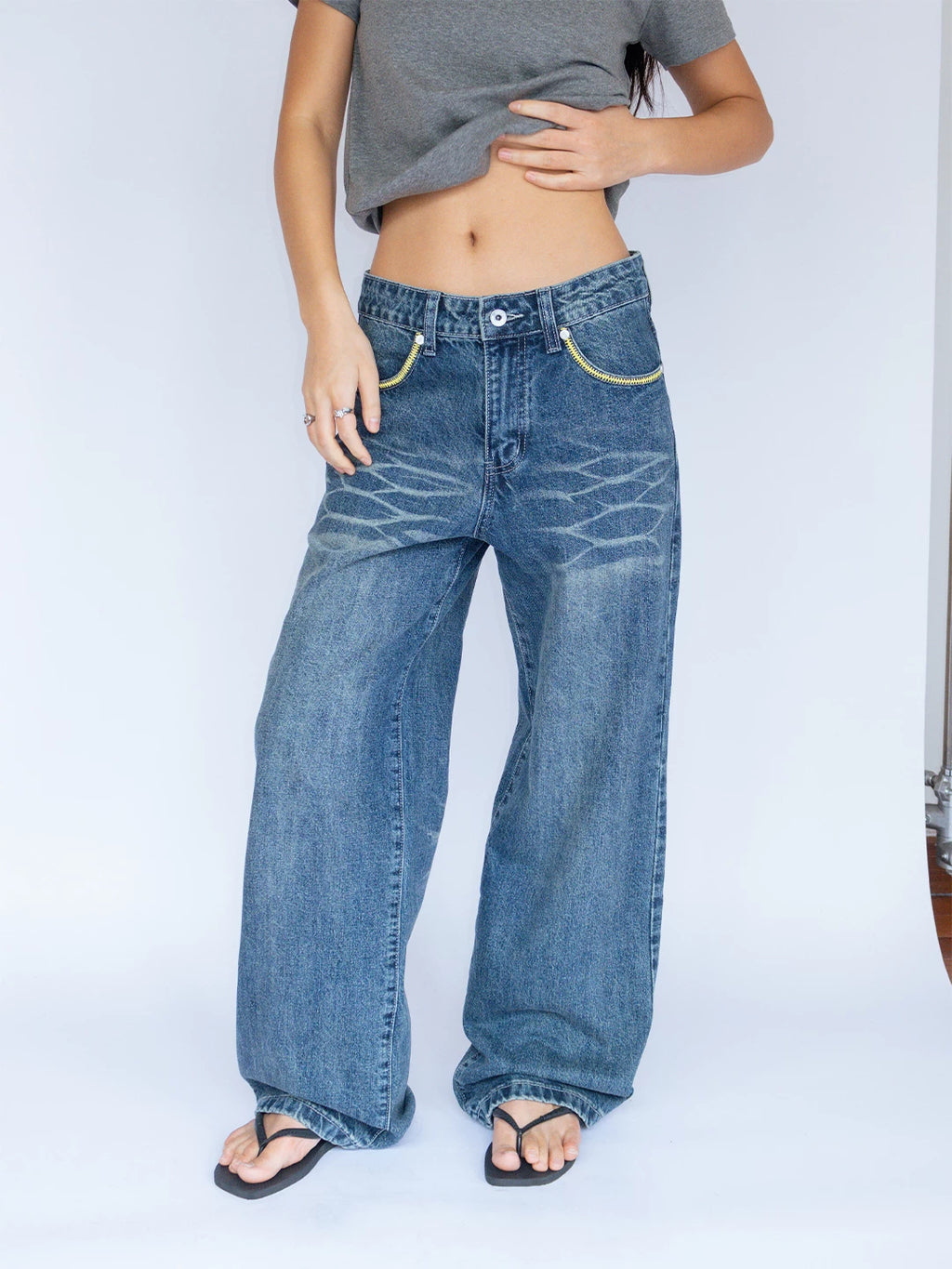 FUNKYFUN Retro Old Contrasting Embroidered Jeans