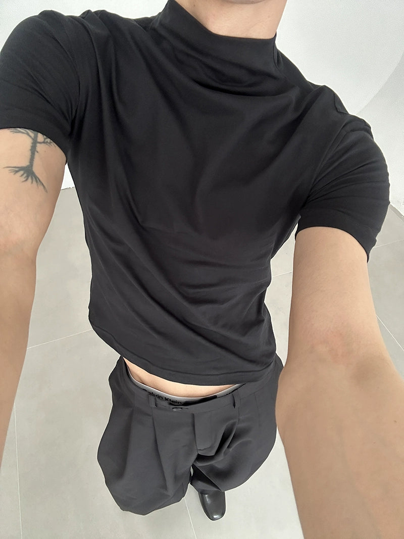 COLN Stack Collar Slim Versatile Tee