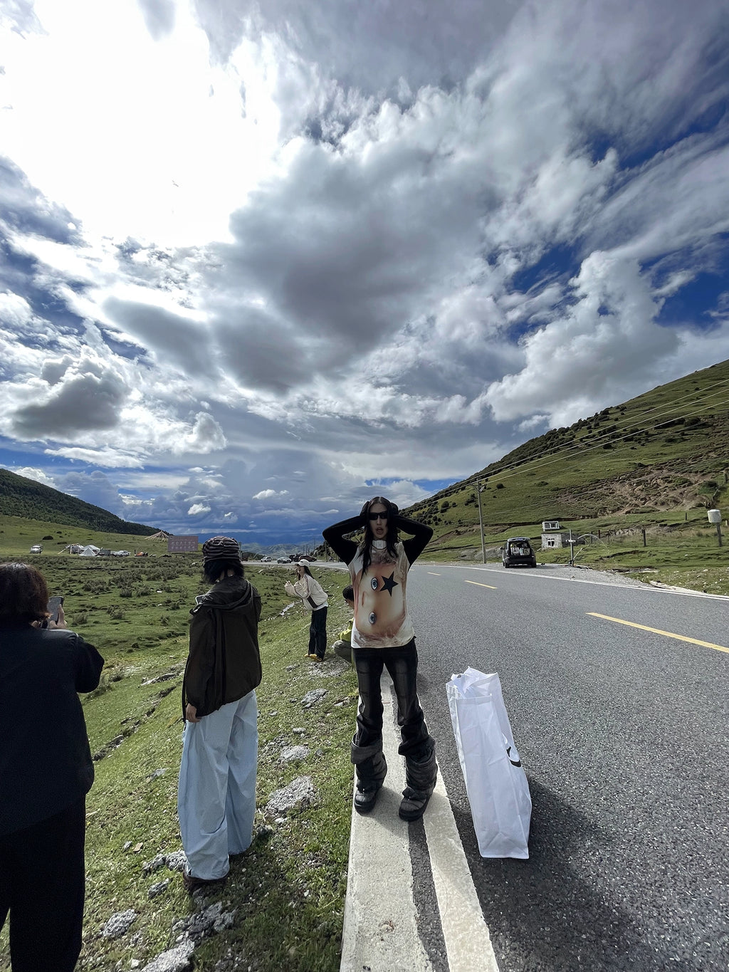 FUZZYKON Ripple Print Stretch Horn Jeans