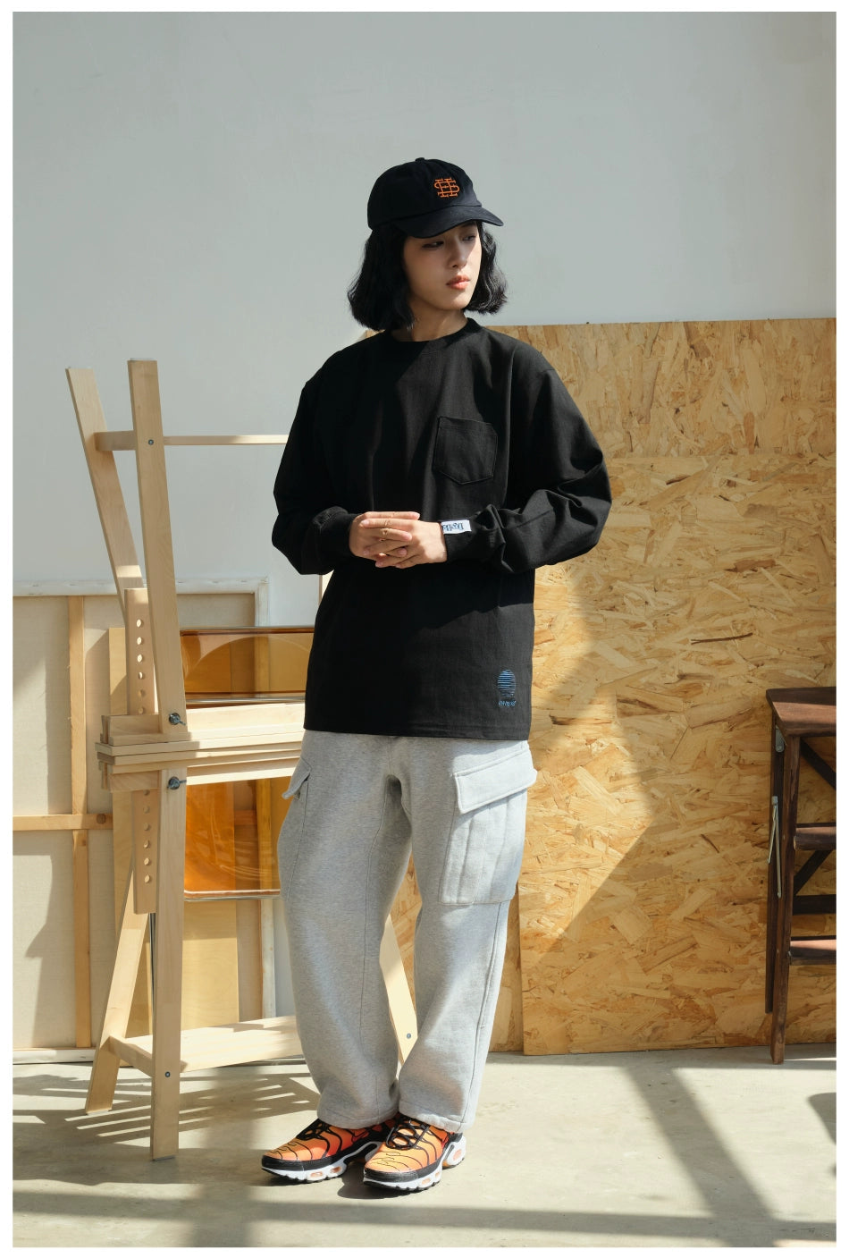 Battles Oolong Ball Pocket Bottom Long Sleeve