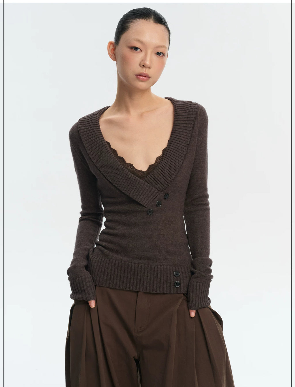 LINY LIBERTY Vintage Slim-fit V-neck Knitted Sweater