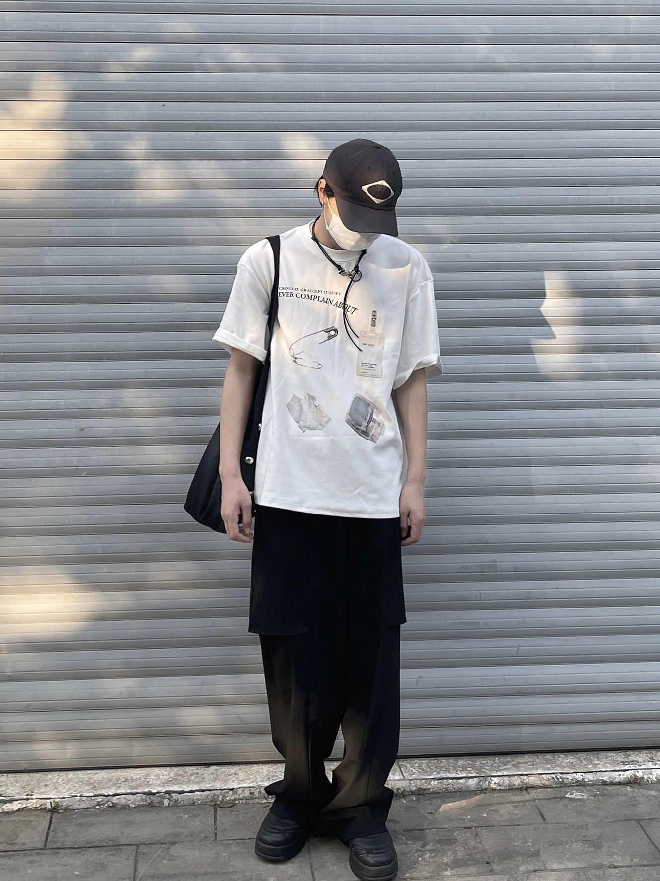 NOT UGLY Multi-picture Printing Comfortable Texture Tee