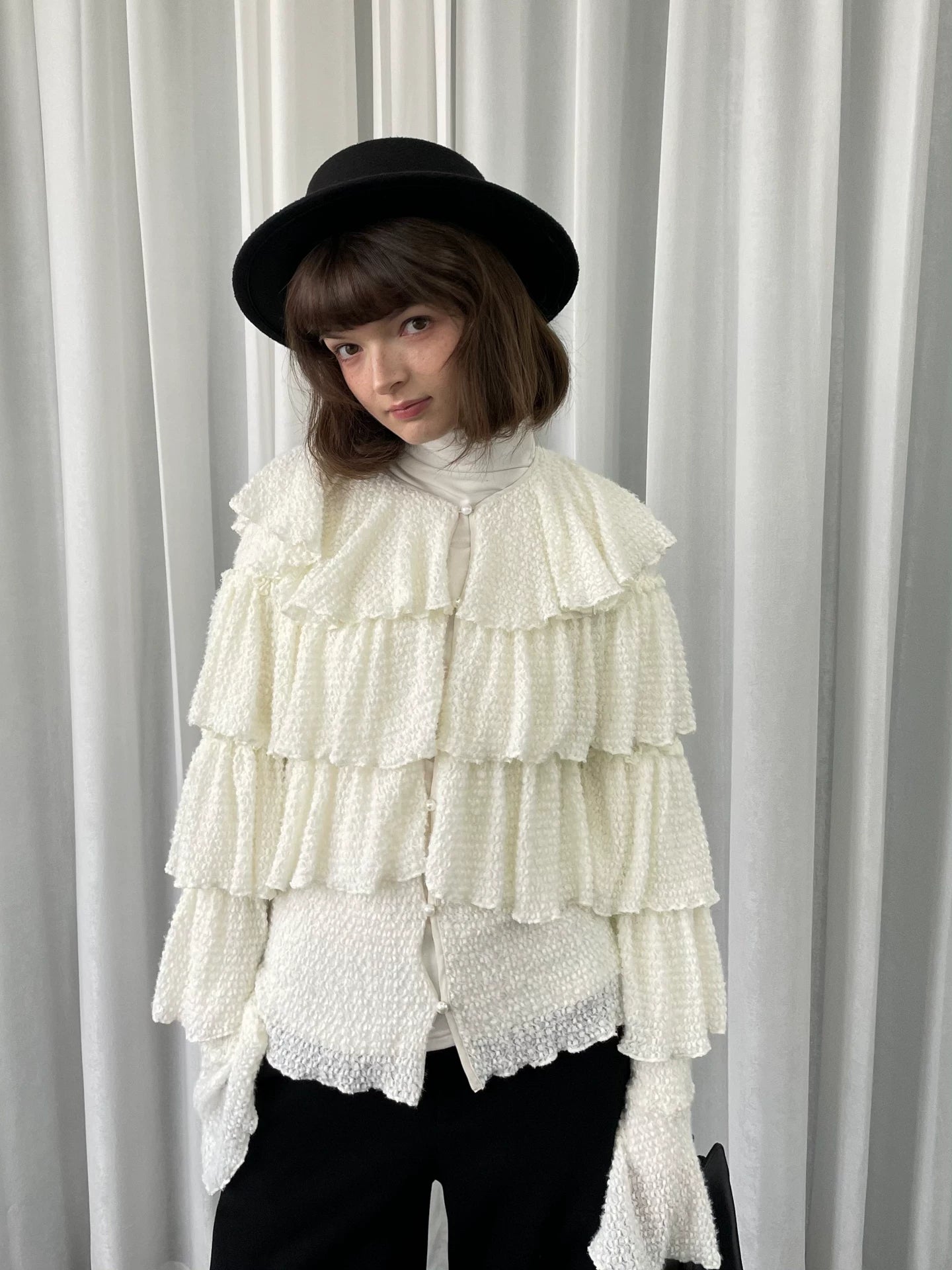 Loosesmell Crew Neck Stacked Knitted Cardigan