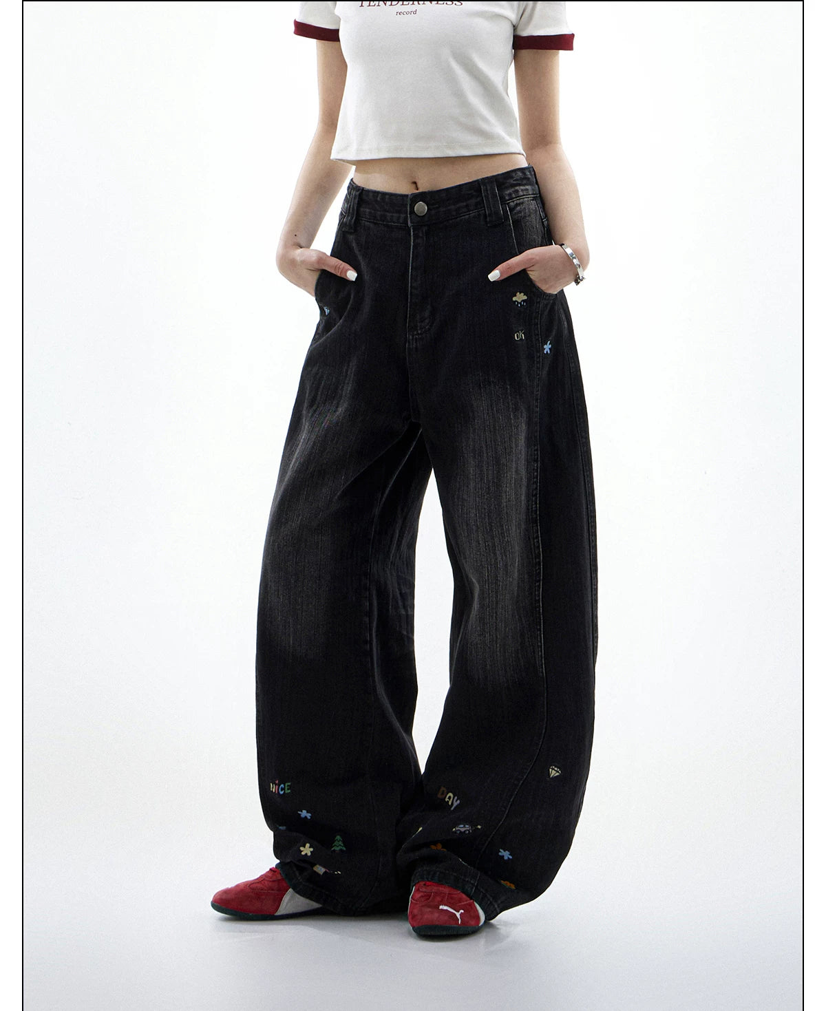CHANT2nd Cartoon Embroidered Loose Jeans