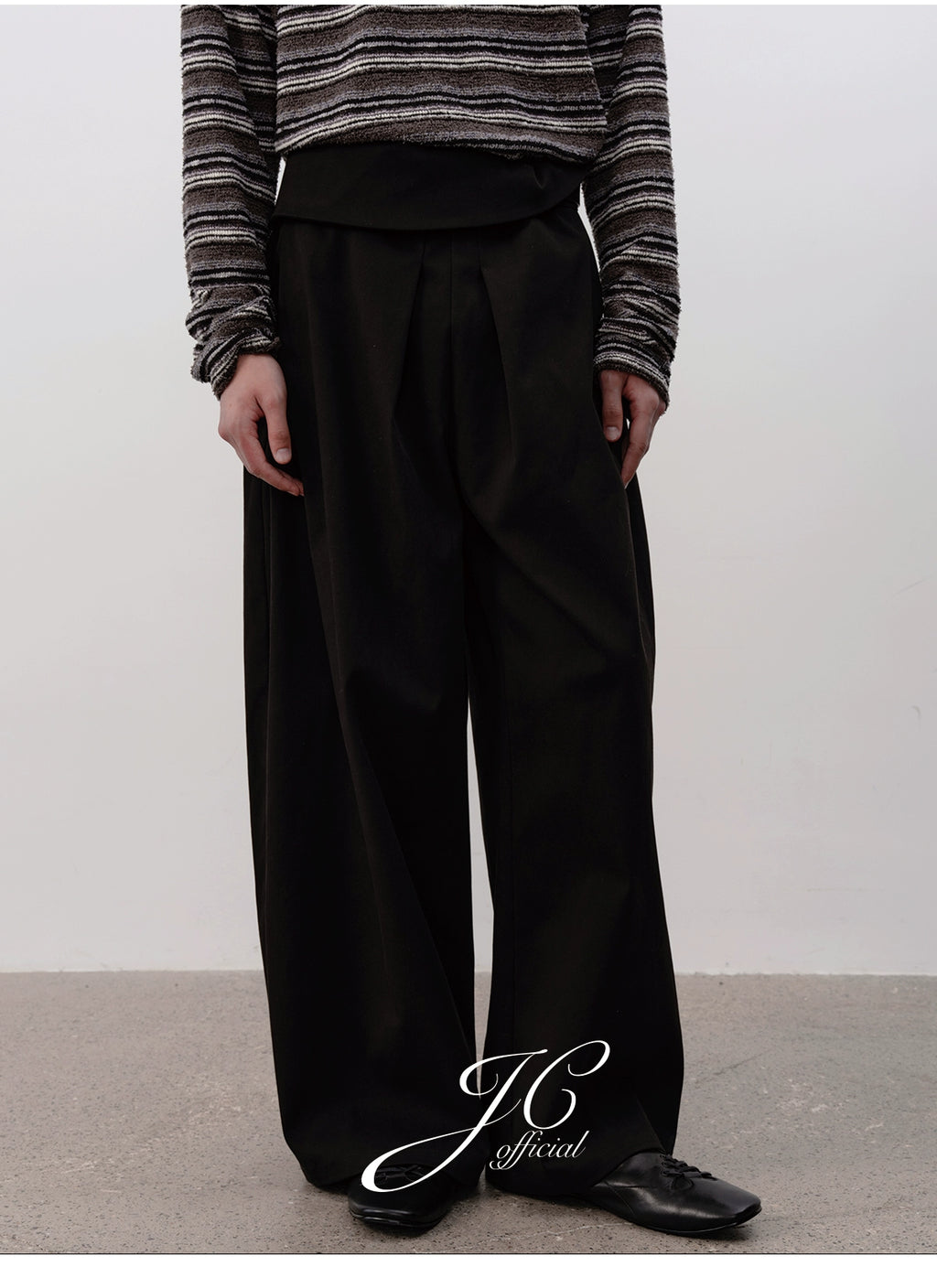 JCAESAR Waist-turned Pleated Straight-leg Slacks