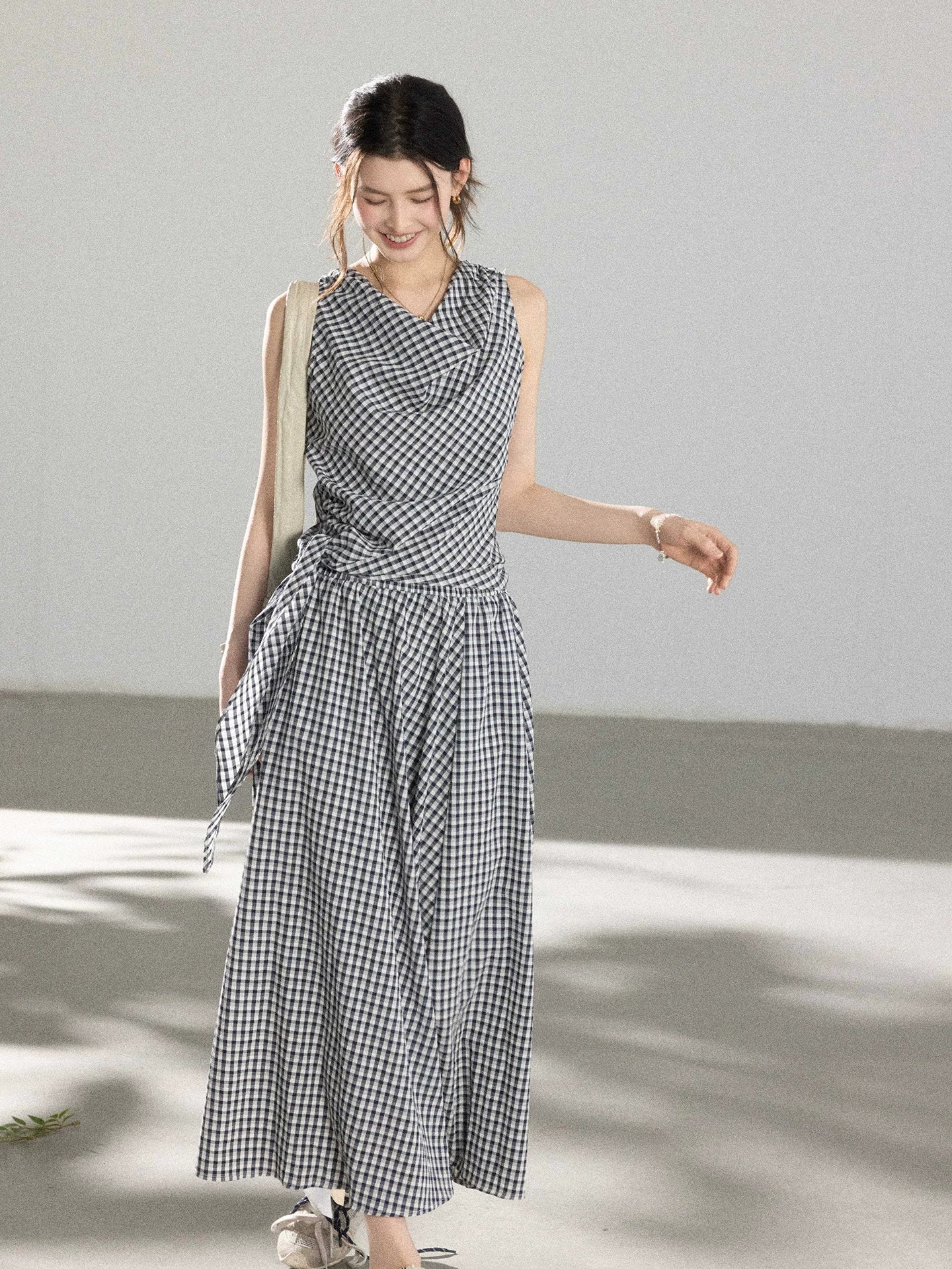 TYANG Plaid Sleeveless Vest Skirt Set