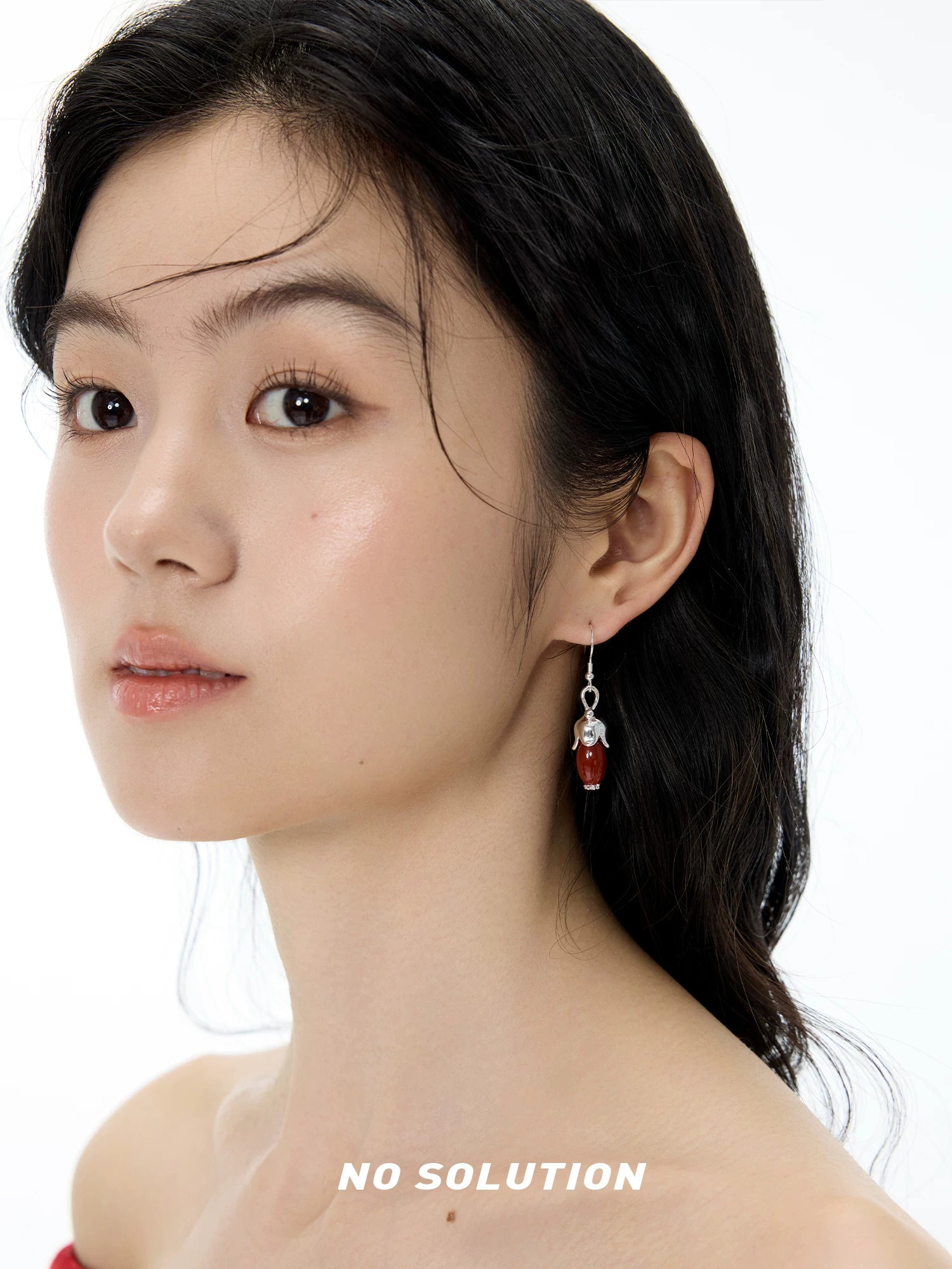 NO SOLUTION Lily of The Valley Agate Earrings