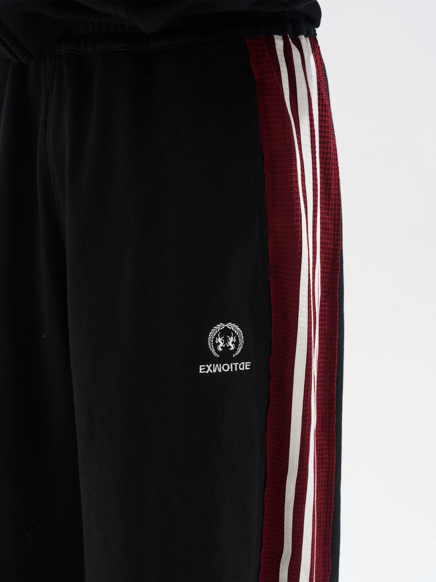 BLINDNOPLAN Rough-trimmed Striped Contrasting Sweatpants