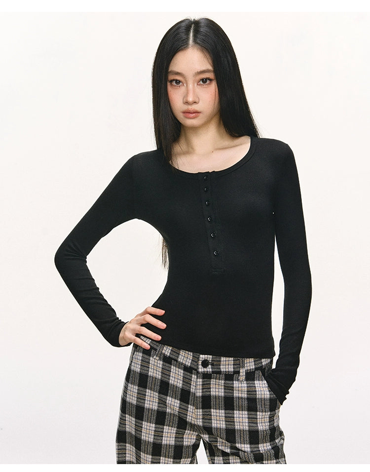 Anna Aneae Henry Collar with Bottom and Slim Long Sleeves