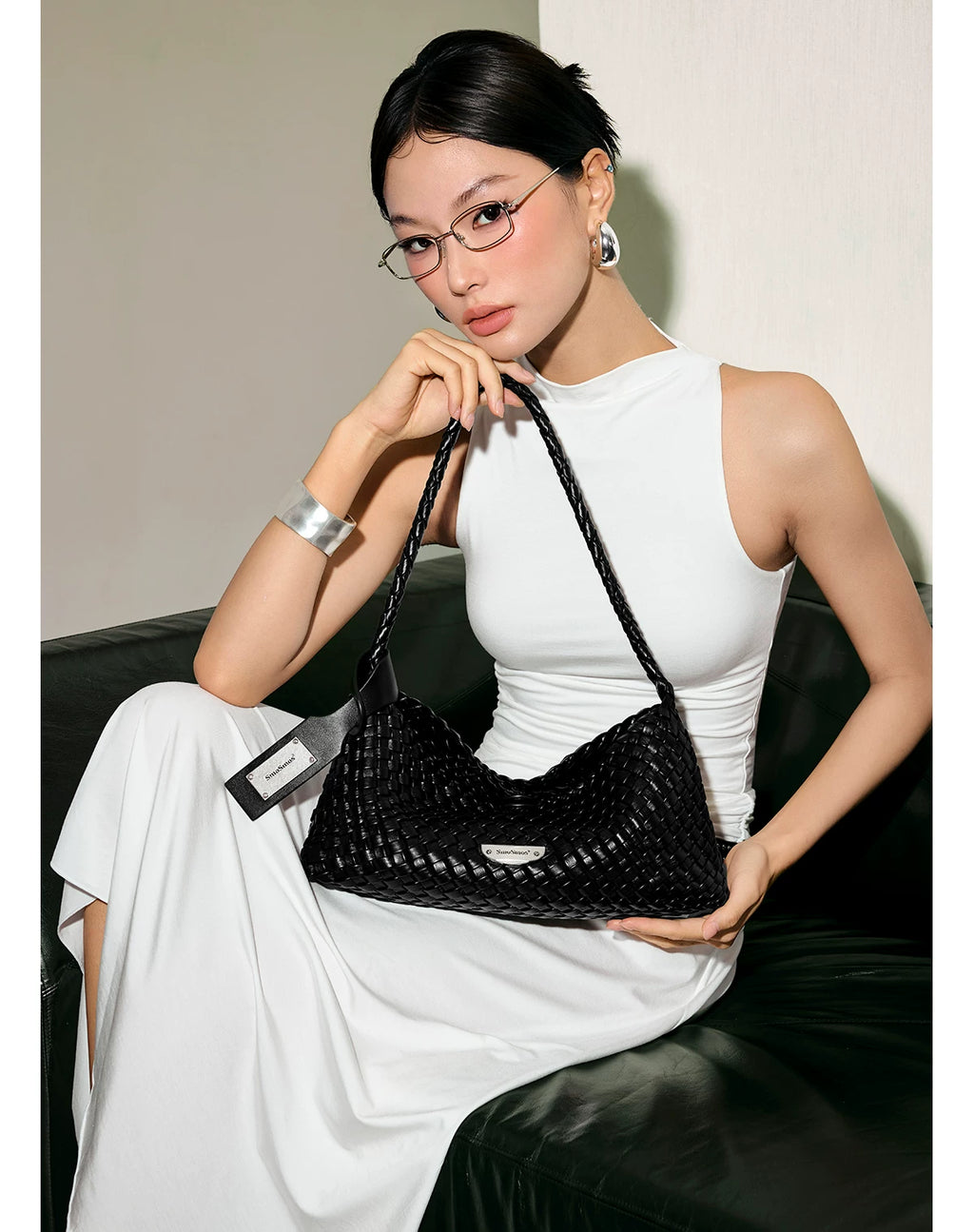 SmoSmos Simple Versatile Woven Underarm Bag
