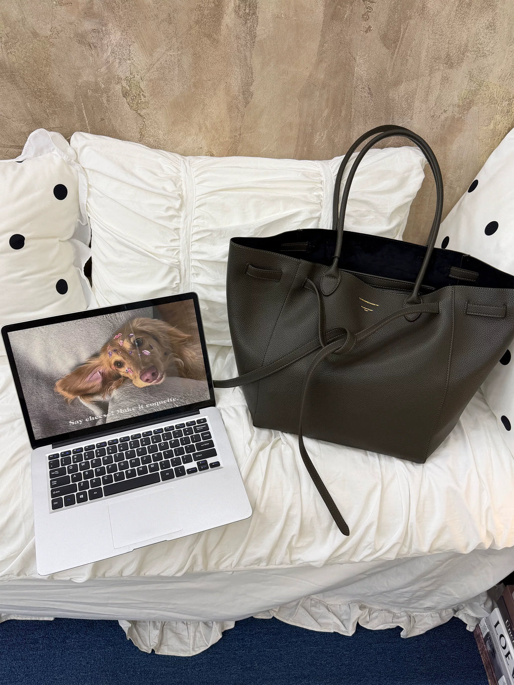 TERRAINCOGNITA Large Capacity Drawstring Shoulder Tray Bag