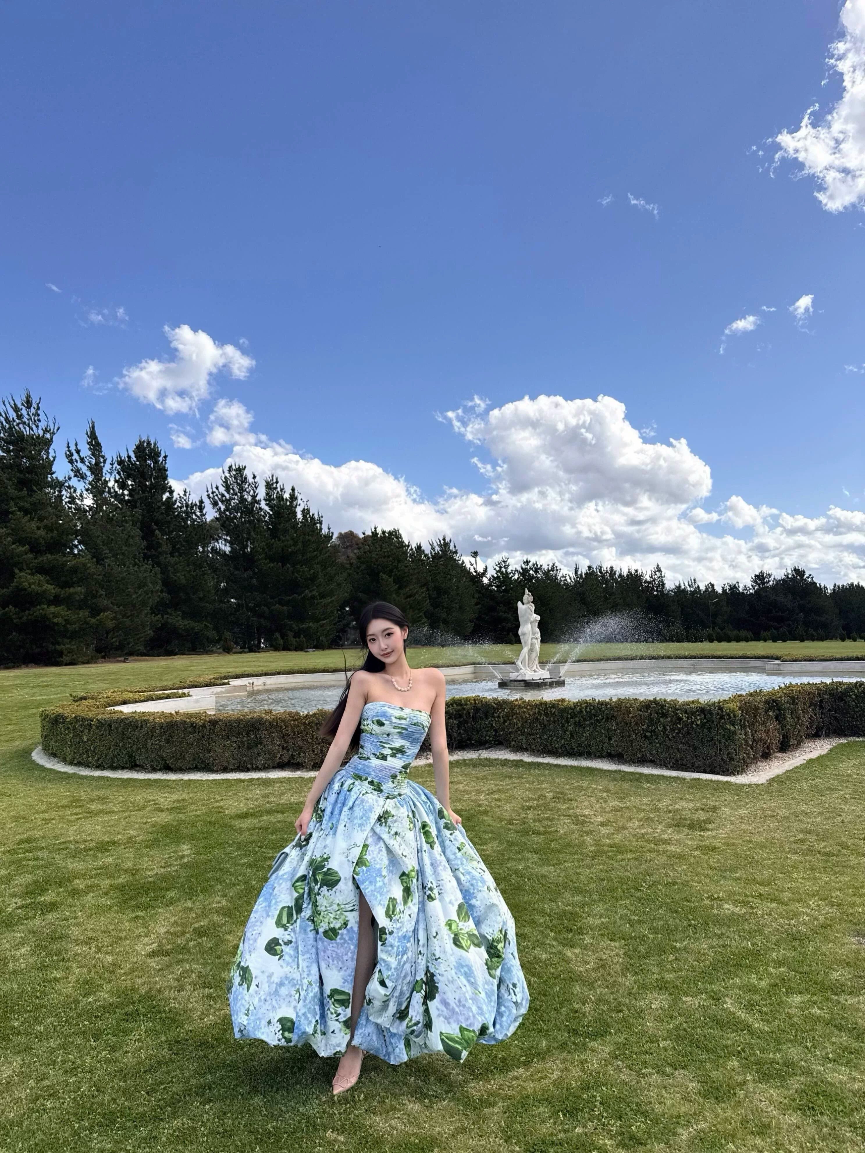 1S Pleated Shoulder Floral Split Tube Top Dress