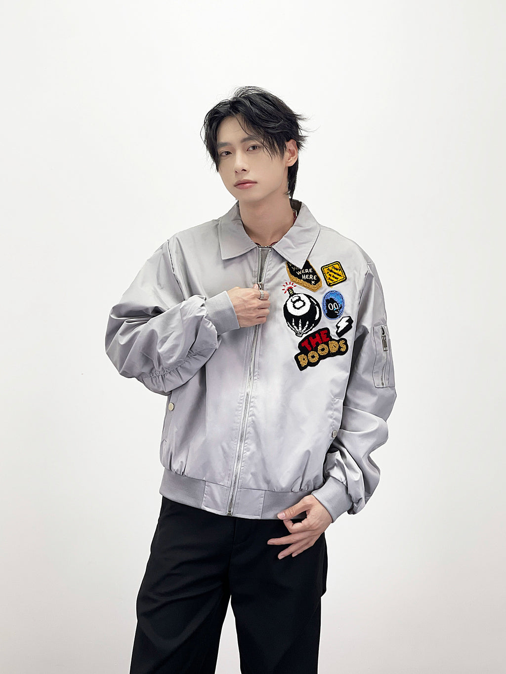 Kenvibe Badge Embroidered Print Loose Short Coat