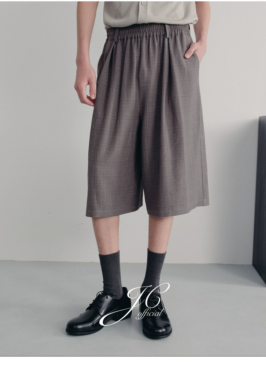 JCAESAR Bubble Pleated Plaid Casual Shorts