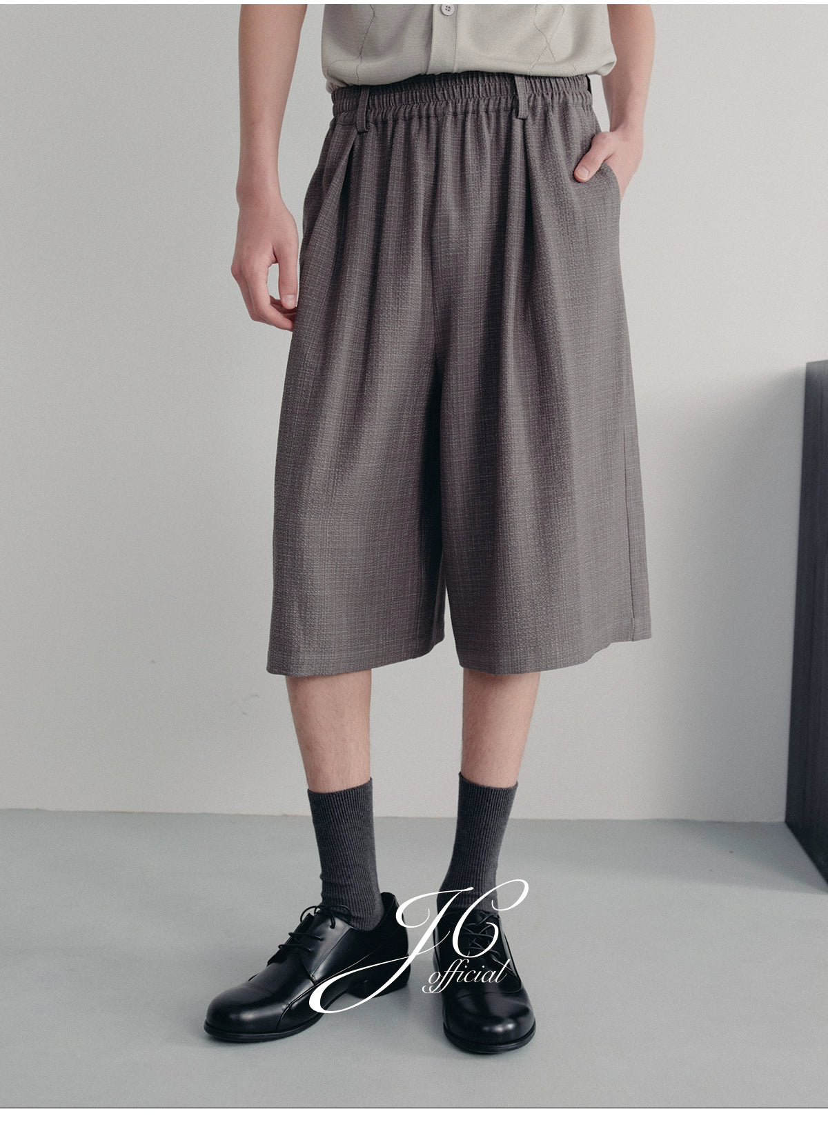 JCAESAR Bubble Pleated Plaid Casual Shorts