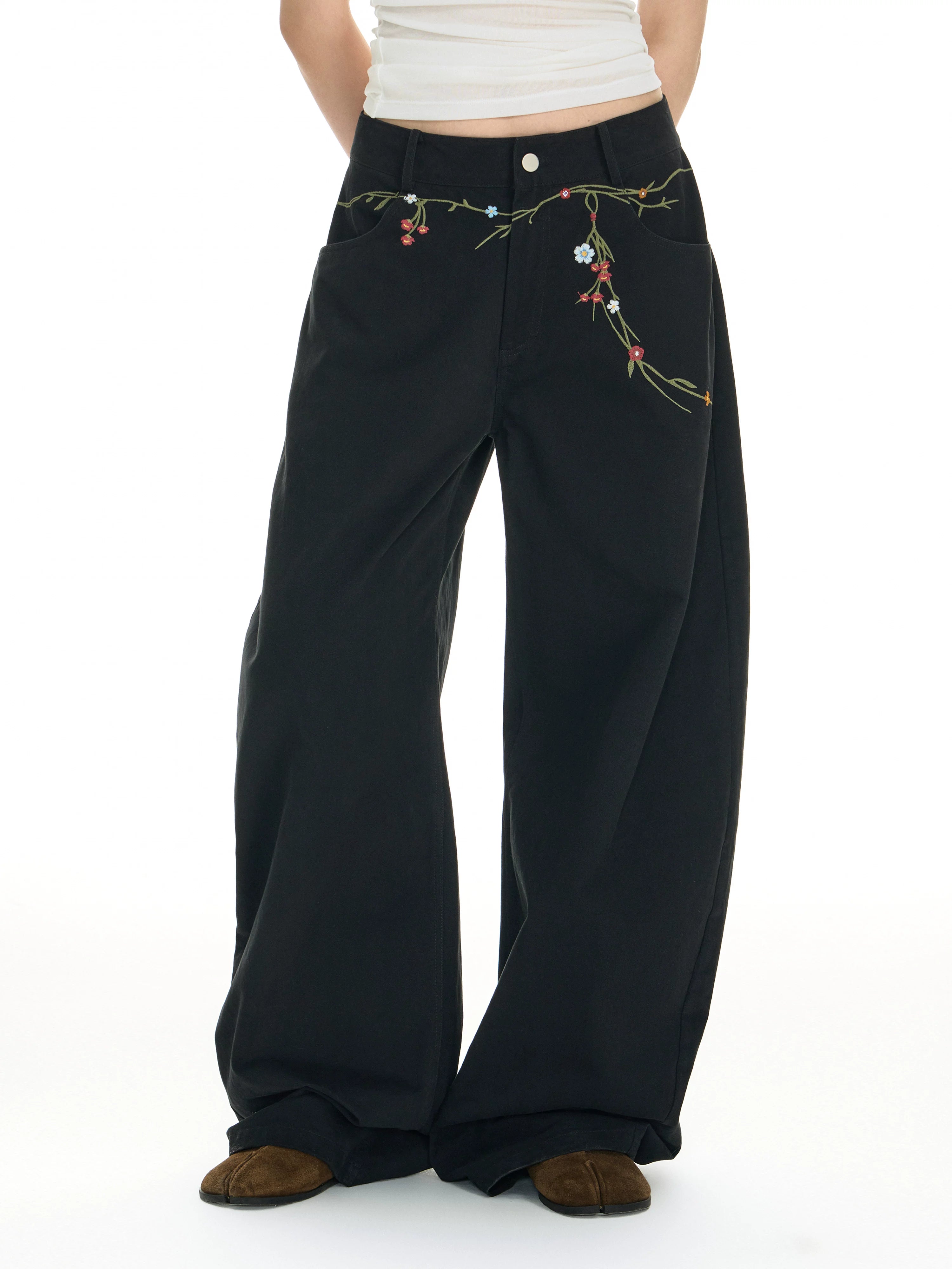 TGNS Floral-embroidered Slacks
