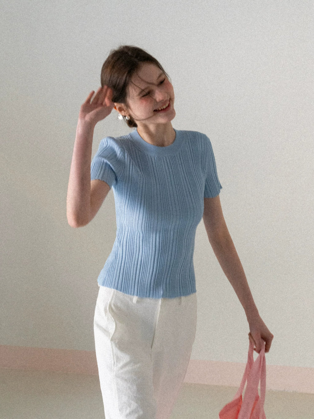 EGGKA Round Neck Pit Strip Thin Tee