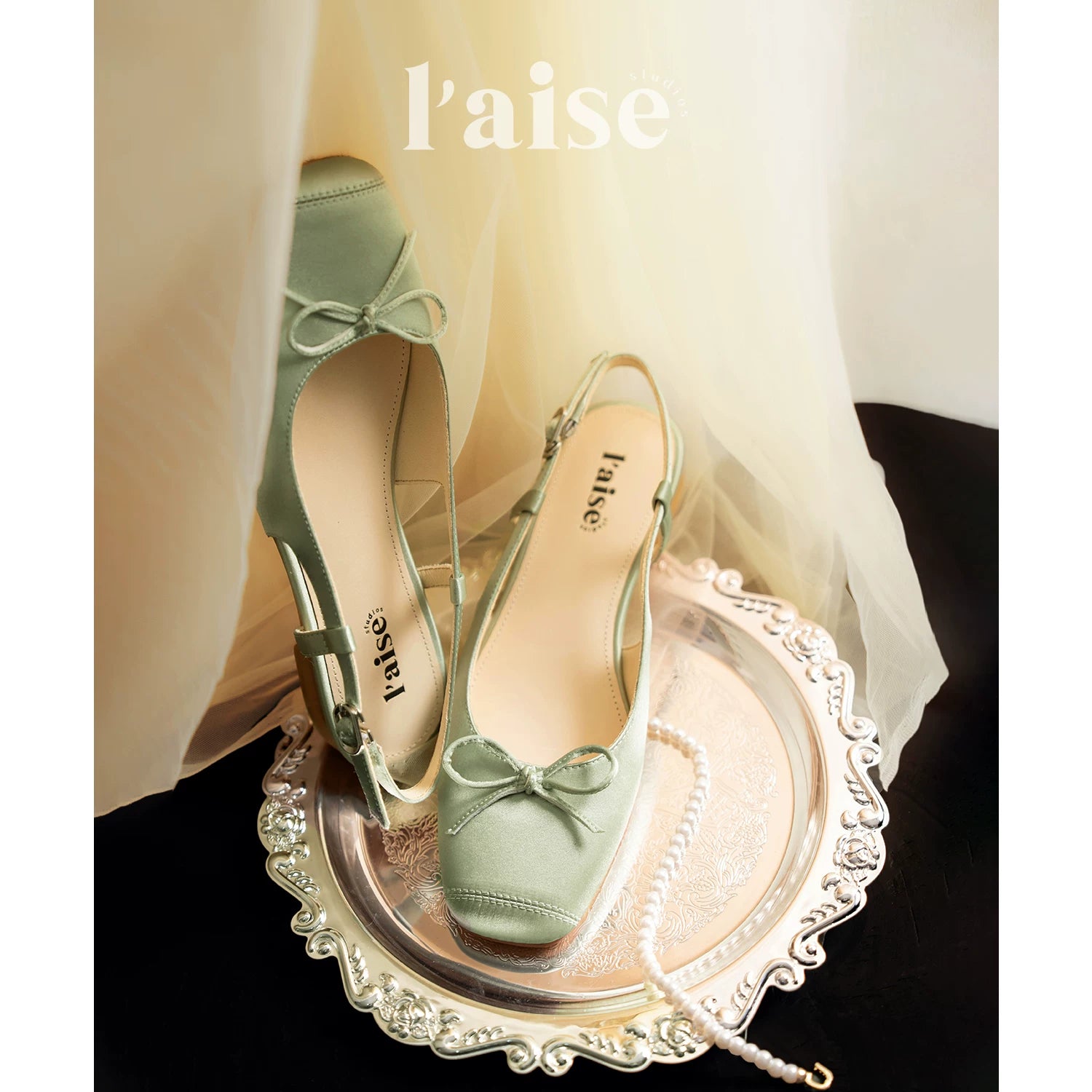 L'aise Satin Bow Shoes