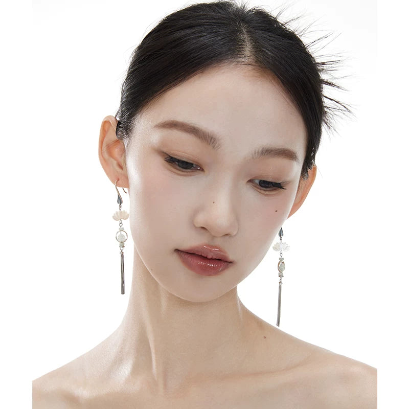 NO SOLUTION Lotus Leaf Fringed Earrings