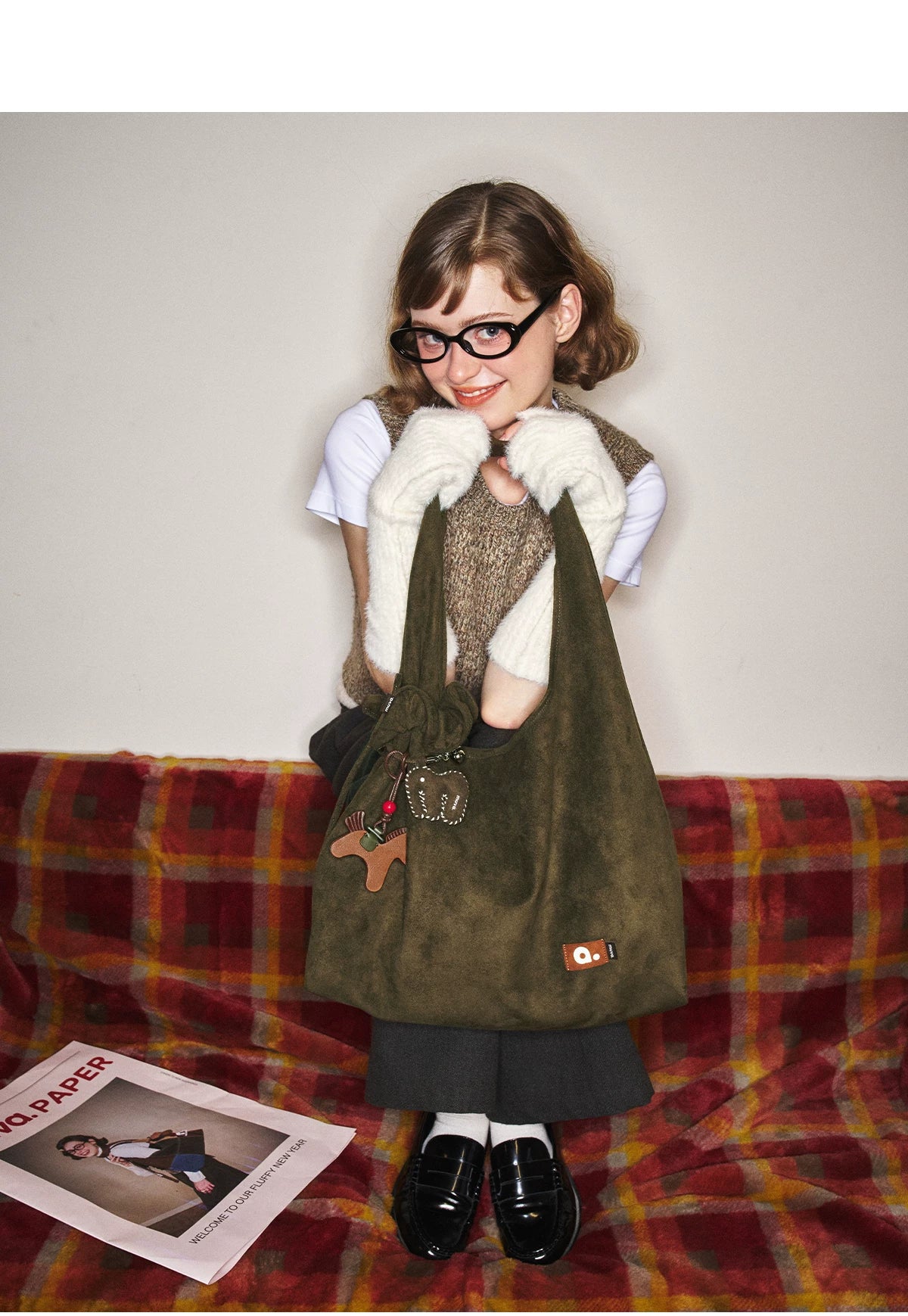 MUVA Large Capacity Triangle Shoulder Bag