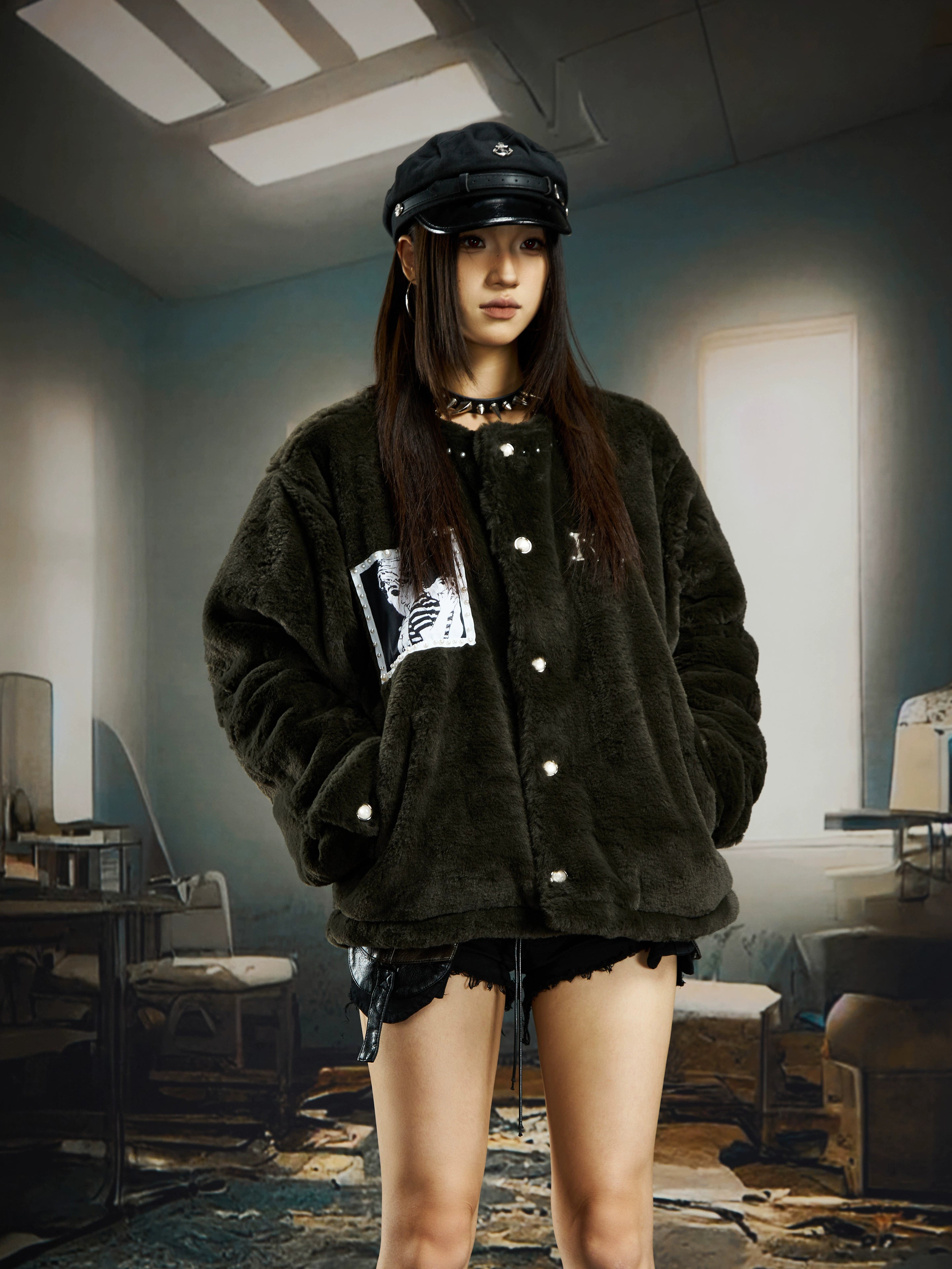 NOMANIAI Plush Comic Patch Short Padded Jacket