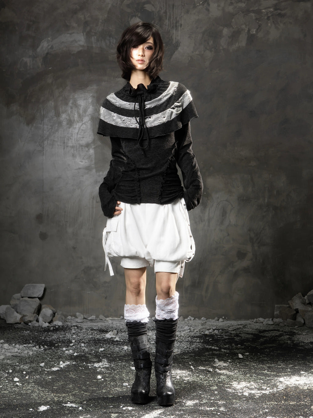 ARIADNAw Vintage Small Cloak Knitted Long Sleeve