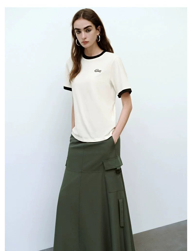 URBAN REVIVO Casual Contrasting Embroidery Cotton Tee