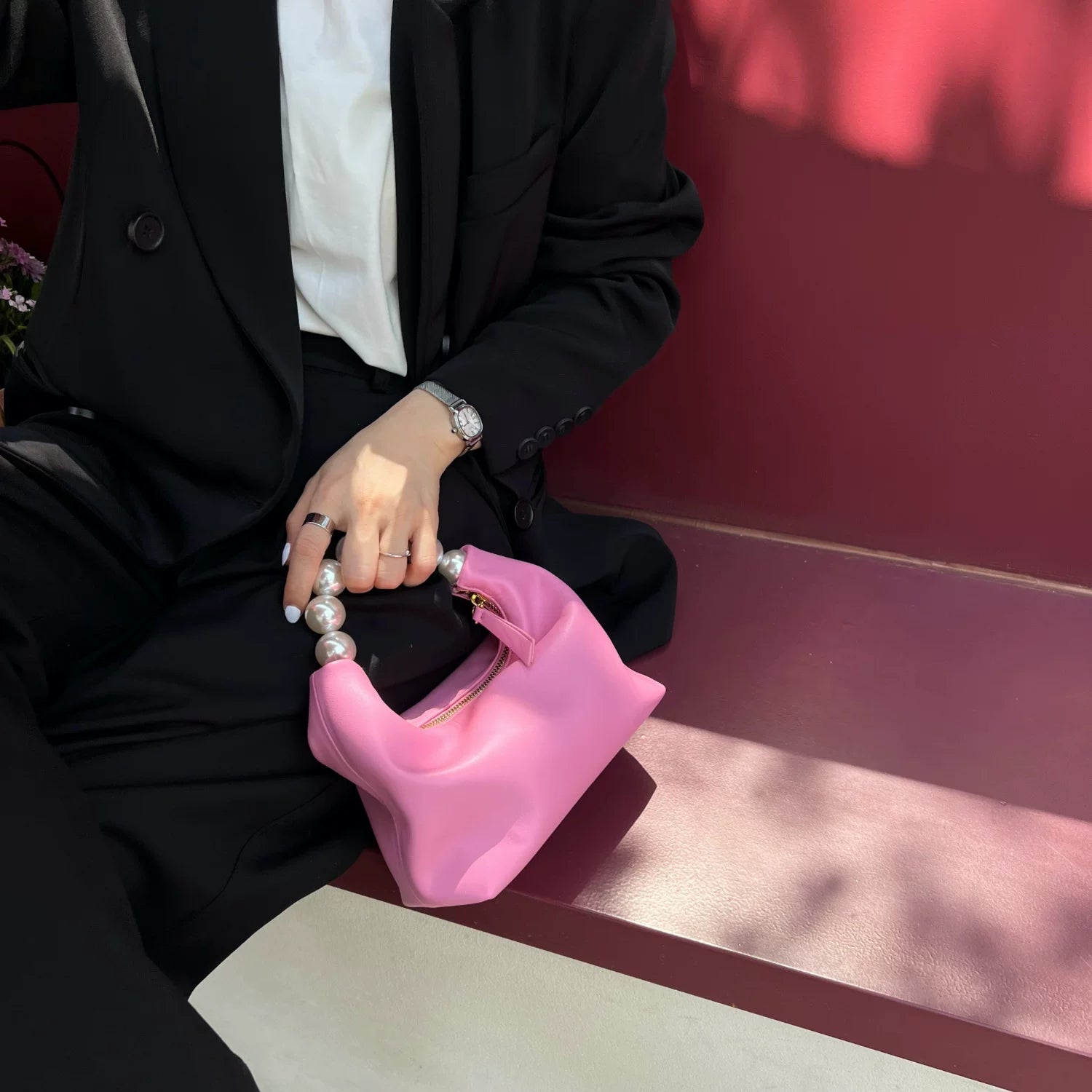 EZRO Retro Pearl Portable Leather Messenger Bag