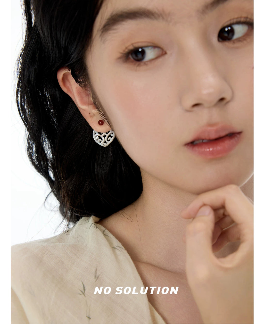 NO SOLUTION Hollow Engraved Love Stud Earrings