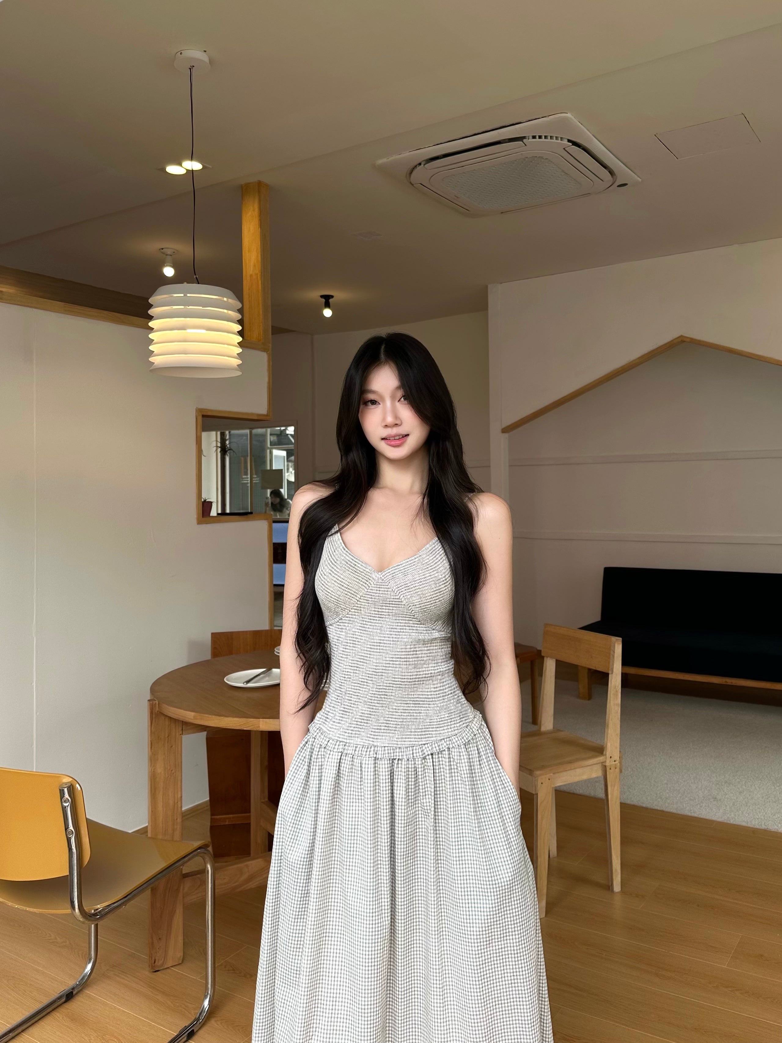 WITHMIN Retro Waist and Thin Suspender Dress