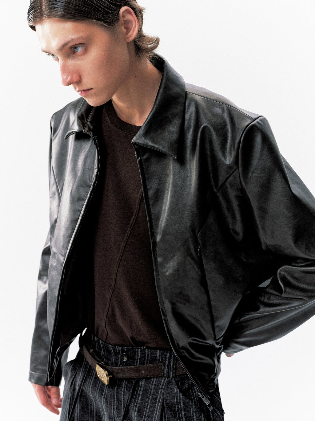 NOT UGLY Neatly Cut Side Zipper Front Shoulder Leather Jacket