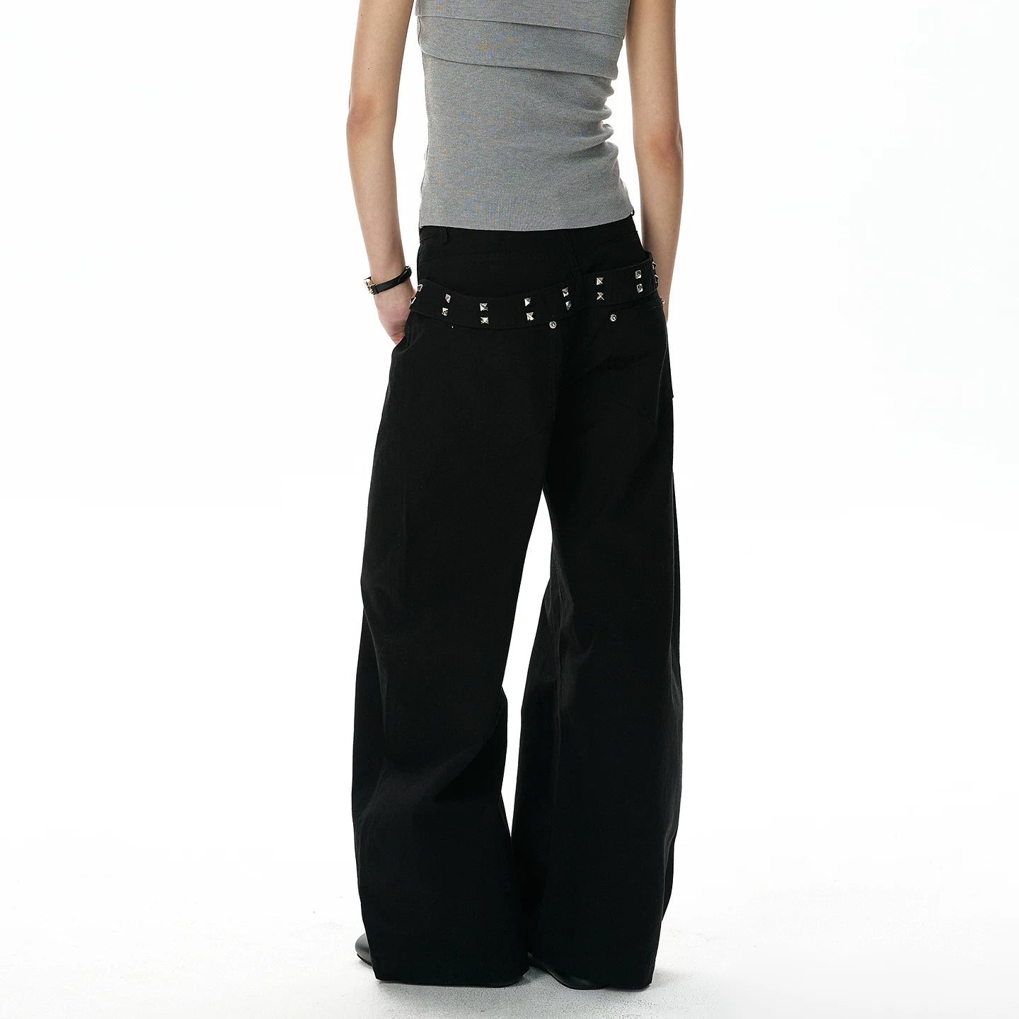 A PUEE Vintage Rivet Belt Straight Pants