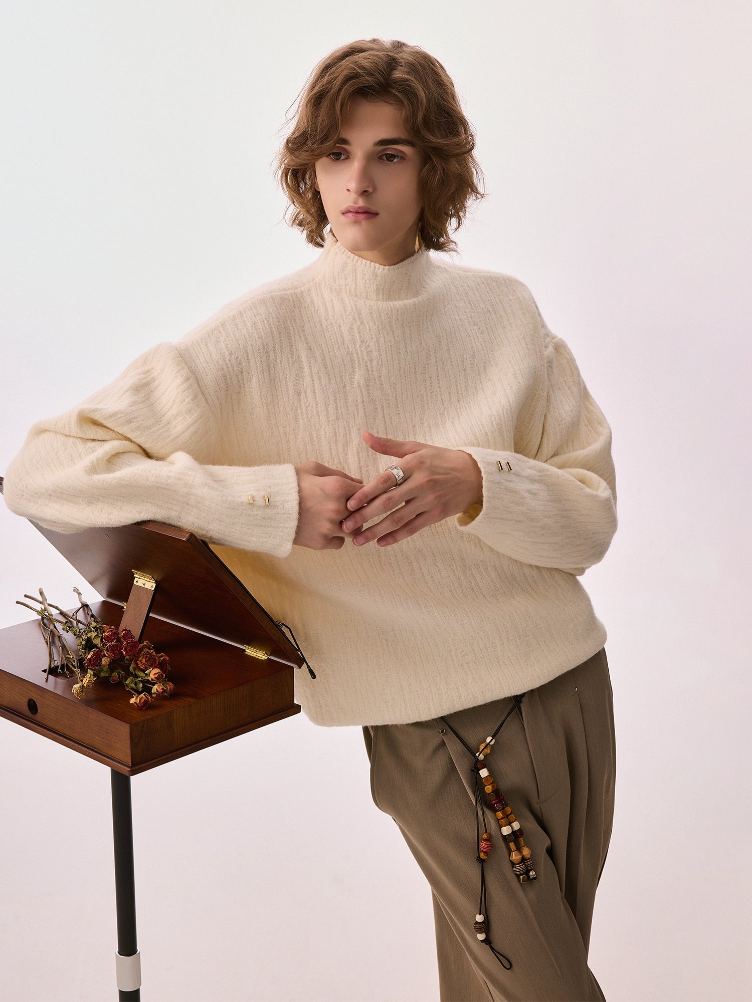 CHOR Simple Stand-up Collar Casual Knitted Sweater