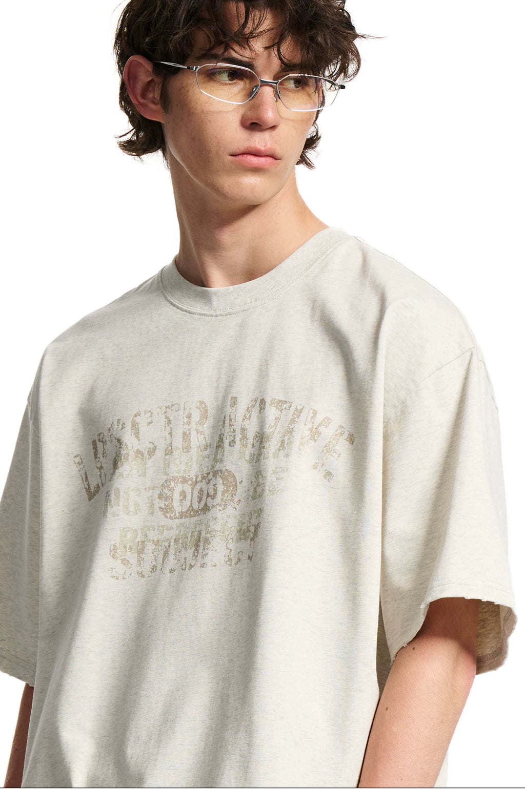 Loopsoon Chest Made Old Overlapping Print Versatile Tee