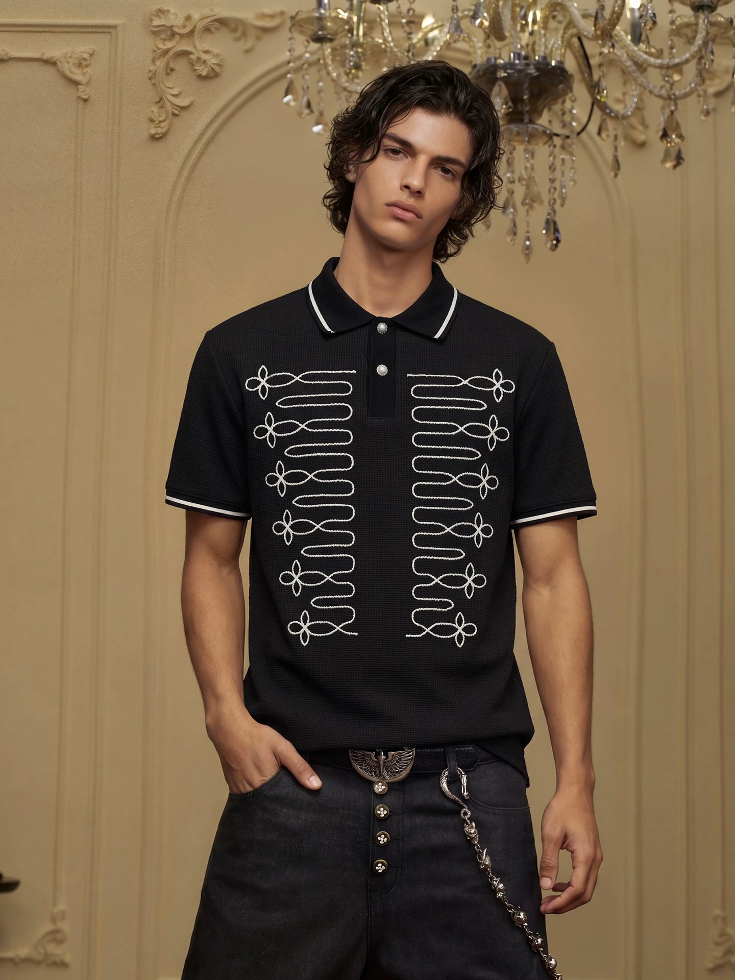 YADcrew Rope Embroidery Loose Lapel Tee