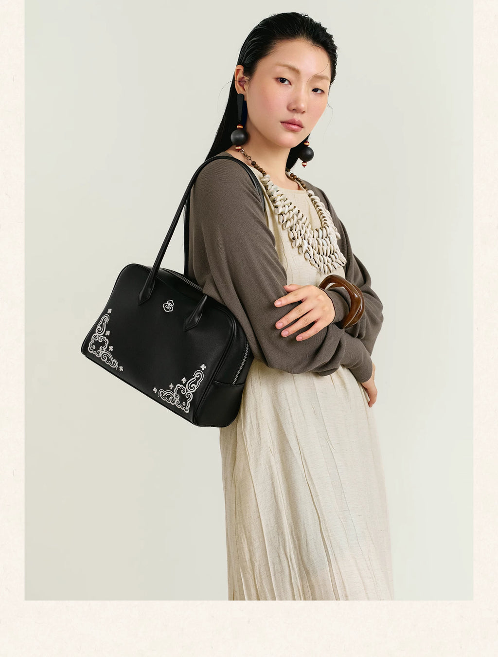 LOSEA First-layer Cowhide Miao Embroidered Shoulder Bag
