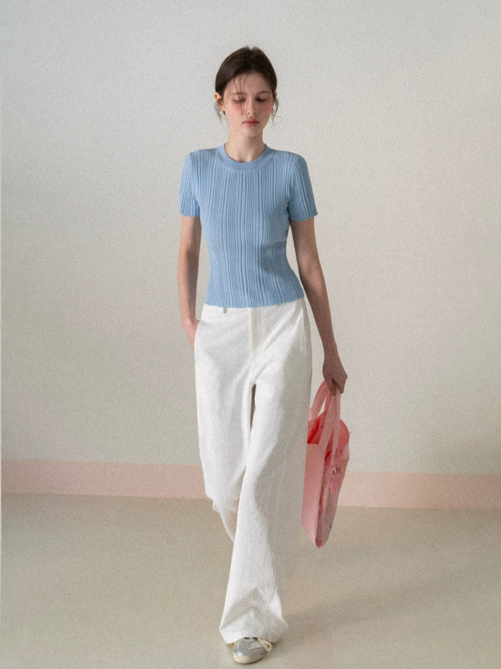 EGGKA Round Neck Pit Strip Thin Tee