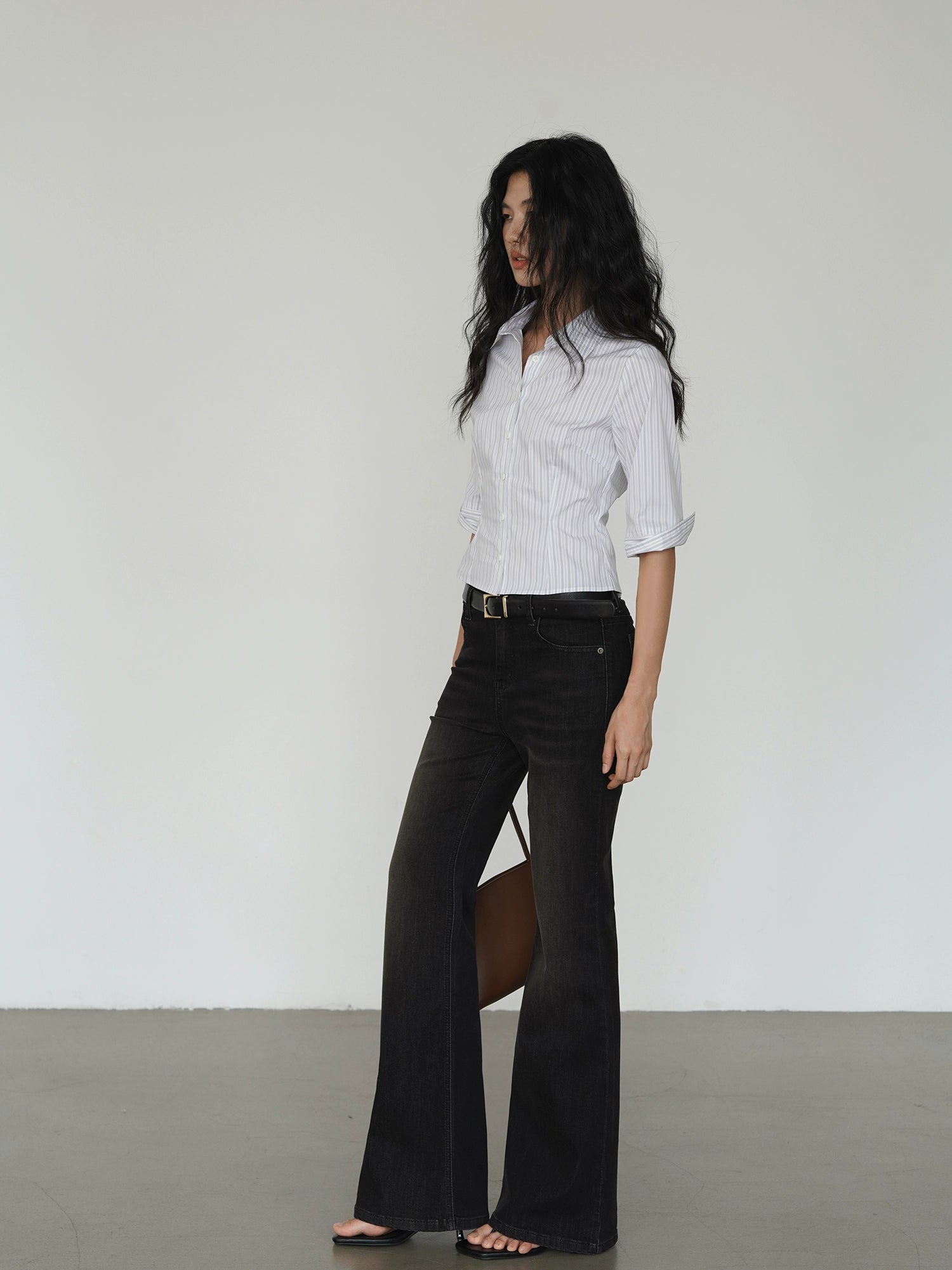 EIGHTHMONTH Striped Waist Mid-sleeved Shirt