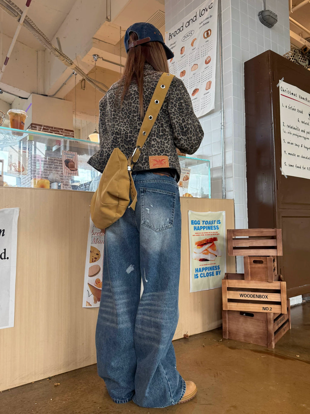 CCYE Vintage Frayed Straight Jeans