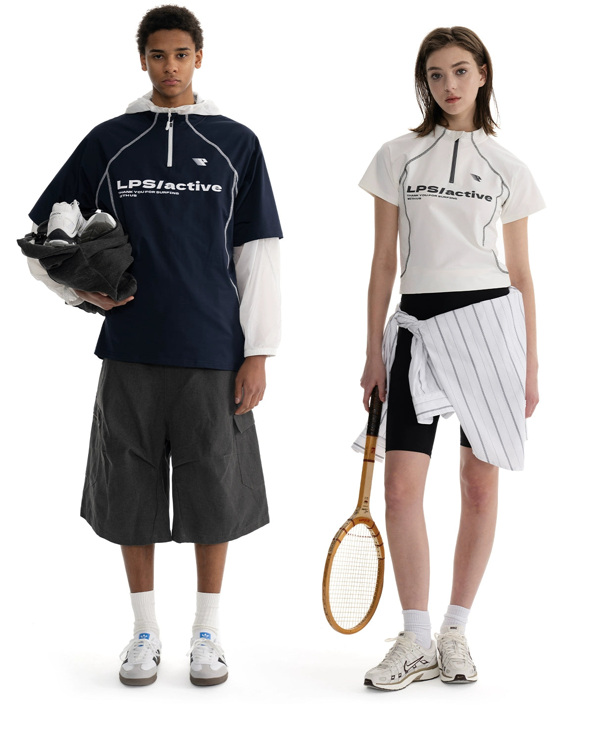 Loopsoon Contrasting Bright Line Loose Semi-turtleneck Zipper Tee